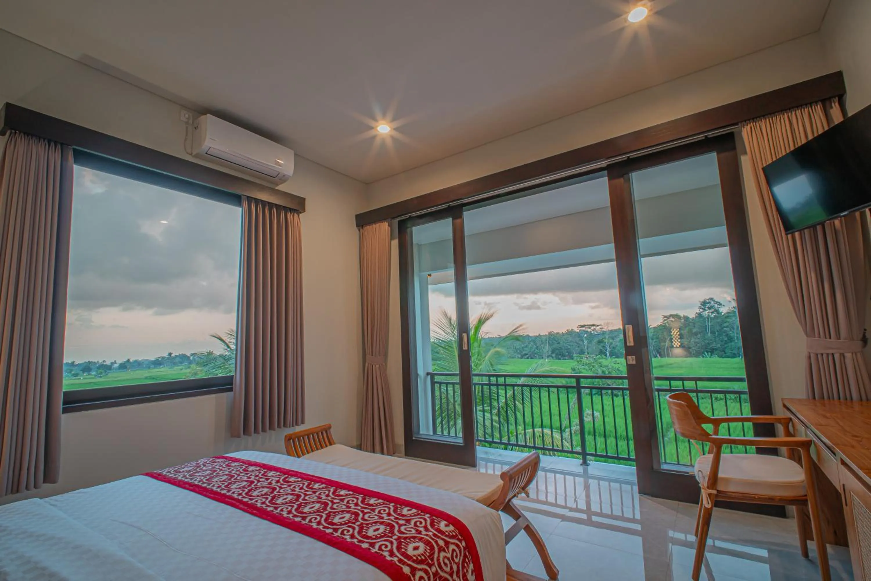 Bedroom, Bed in Mahadewi Sunset Villa