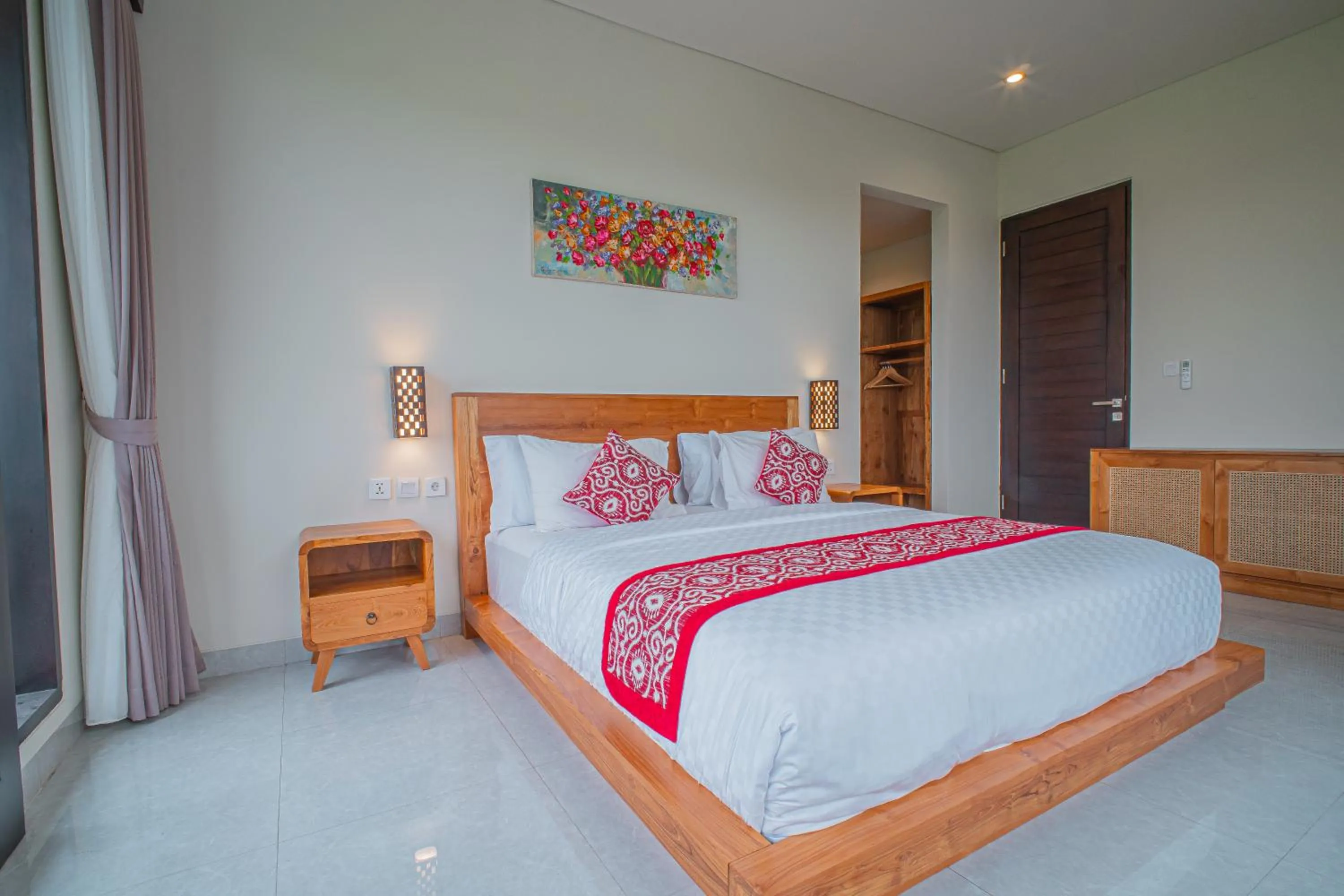 Bed in Mahadewi Sunset Villa