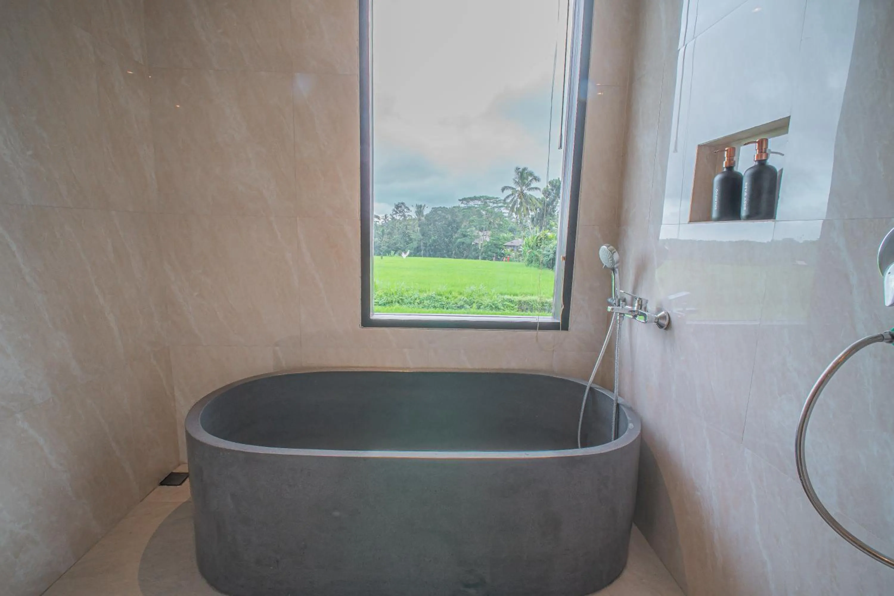 Bath in Mahadewi Sunset Villa