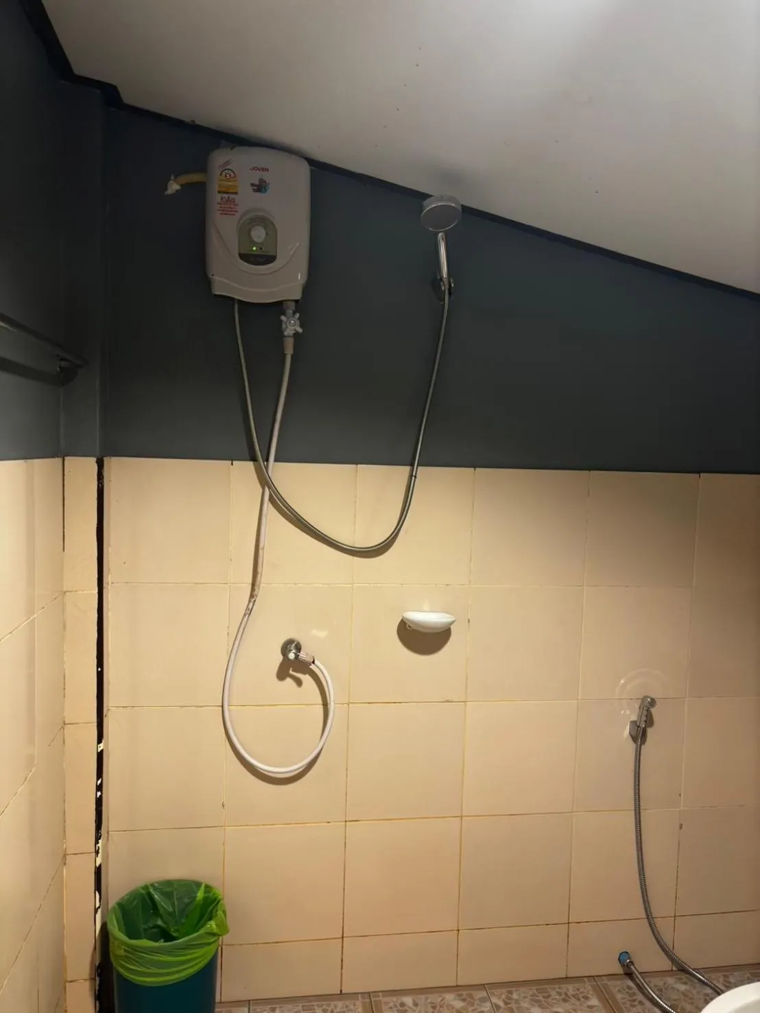 Shower in Khao Sok Jungle Huts Resort