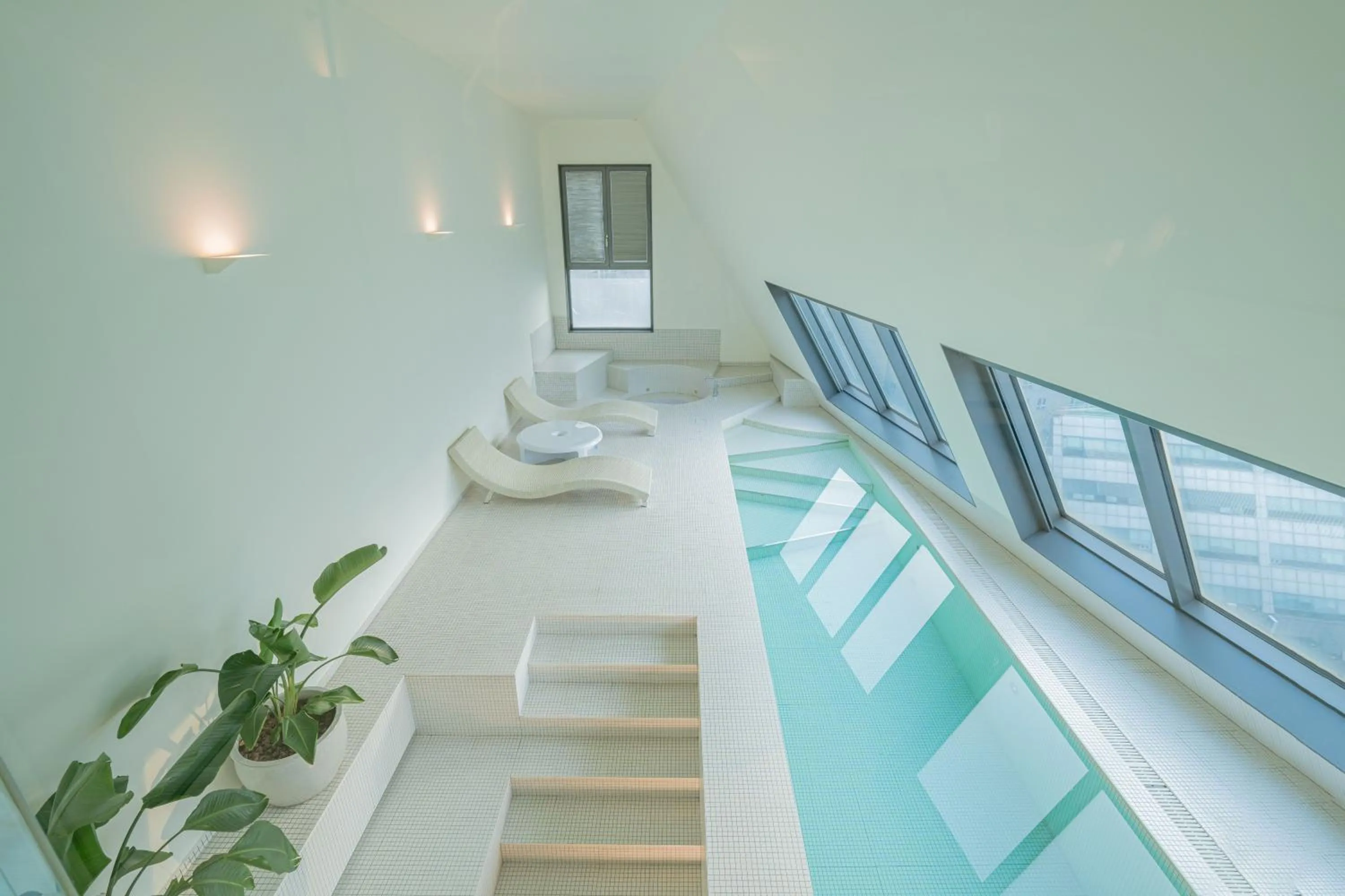 Swimming pool in Gangnam Boutique Hotel Sohsul