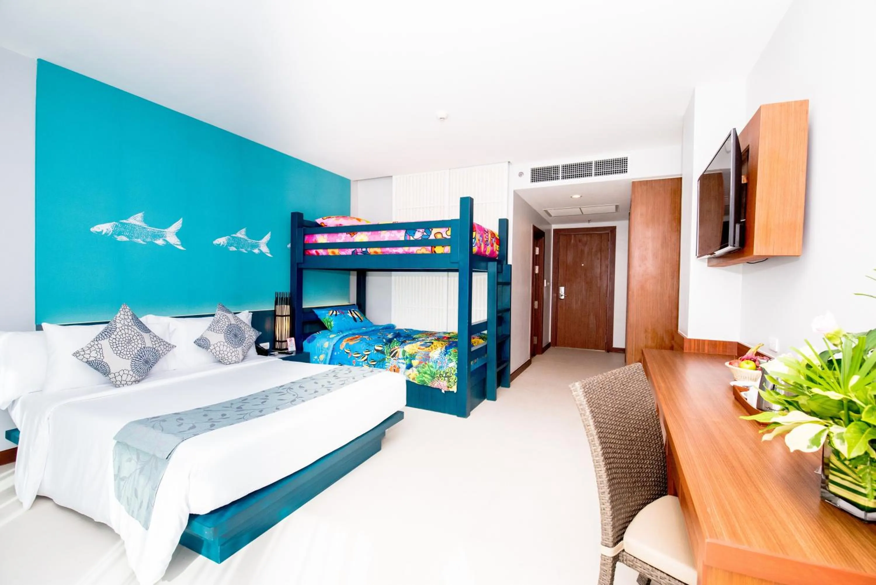 Garden view, Bed in Fishermens Harbour Urban Resort - SHA Extra Plus