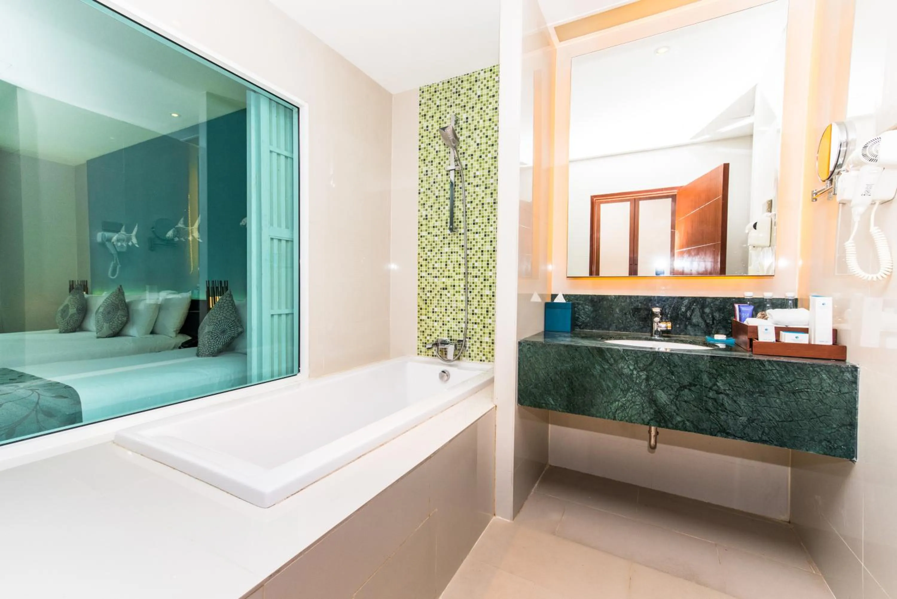 Bathroom, Bed in Fishermens Harbour Urban Resort - SHA Extra Plus