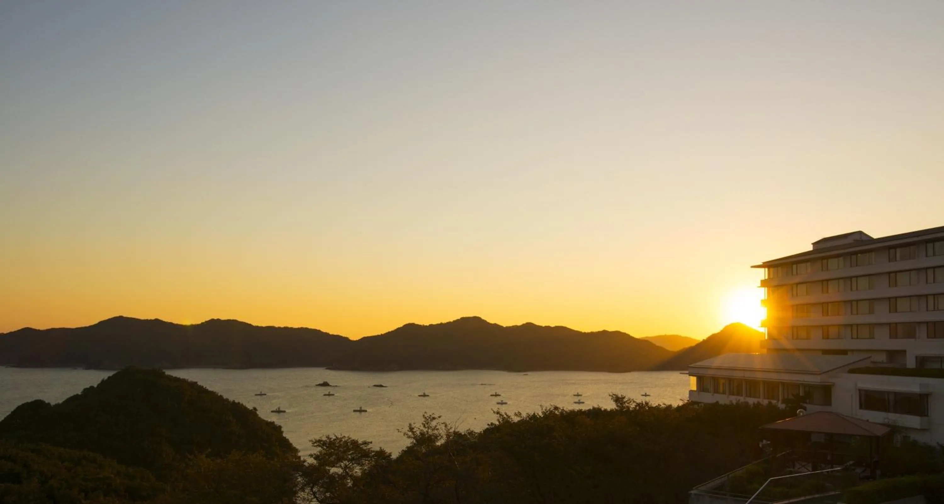 Facade/entrance in Ryoso Uminocho