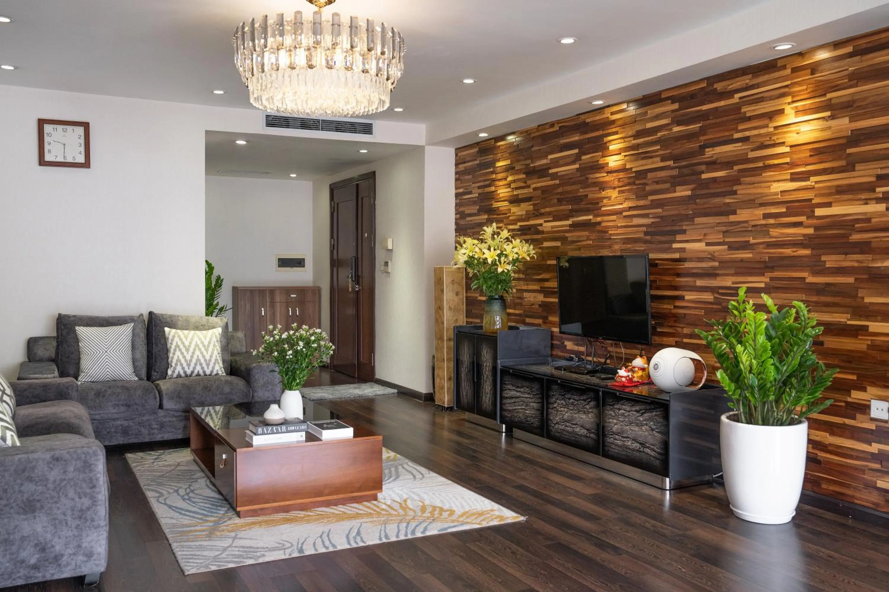 Communal lounge/ TV room in Viet Vuong Building Ha Noi Capital