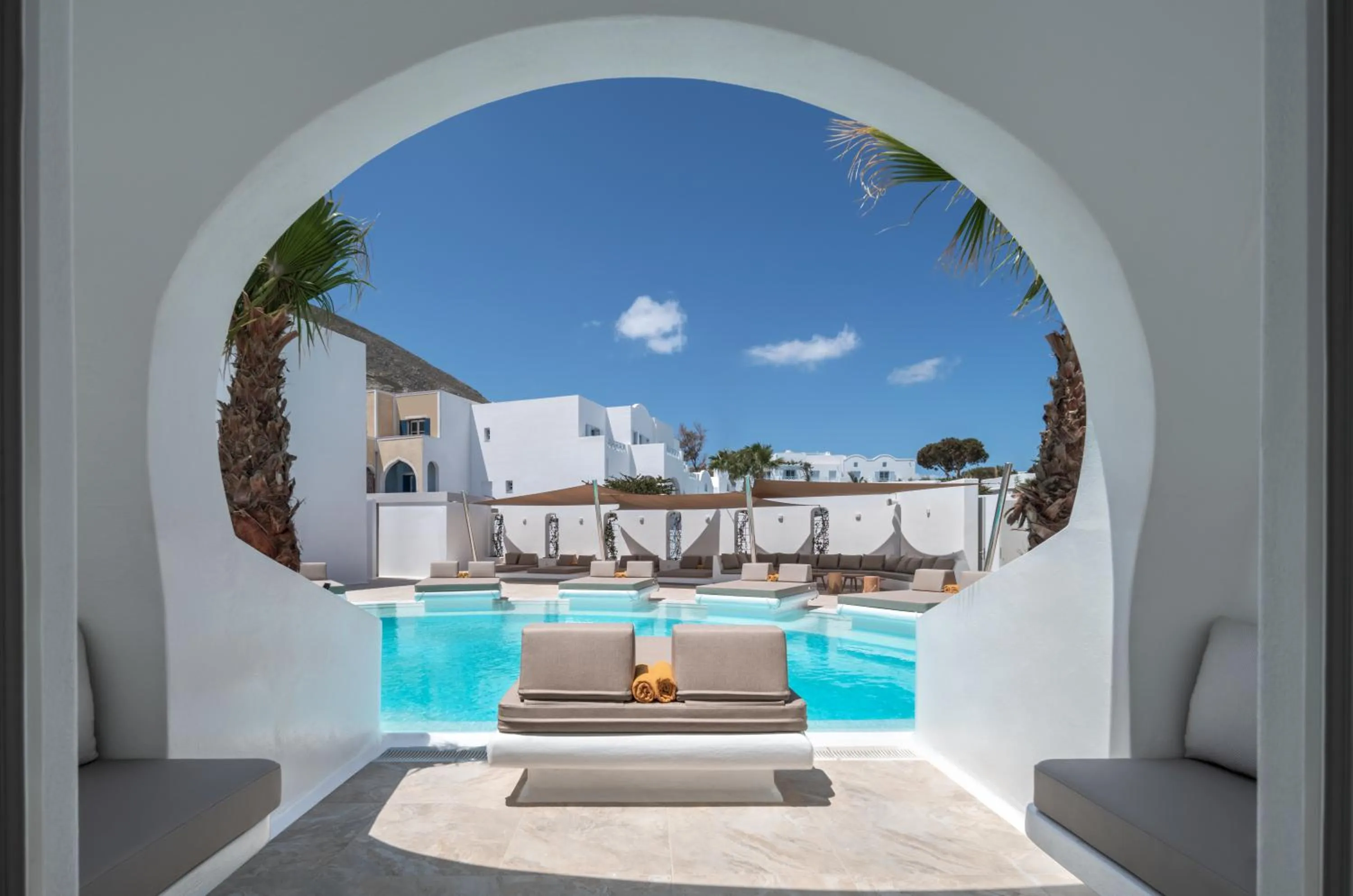 Santorini Kastelli Resort