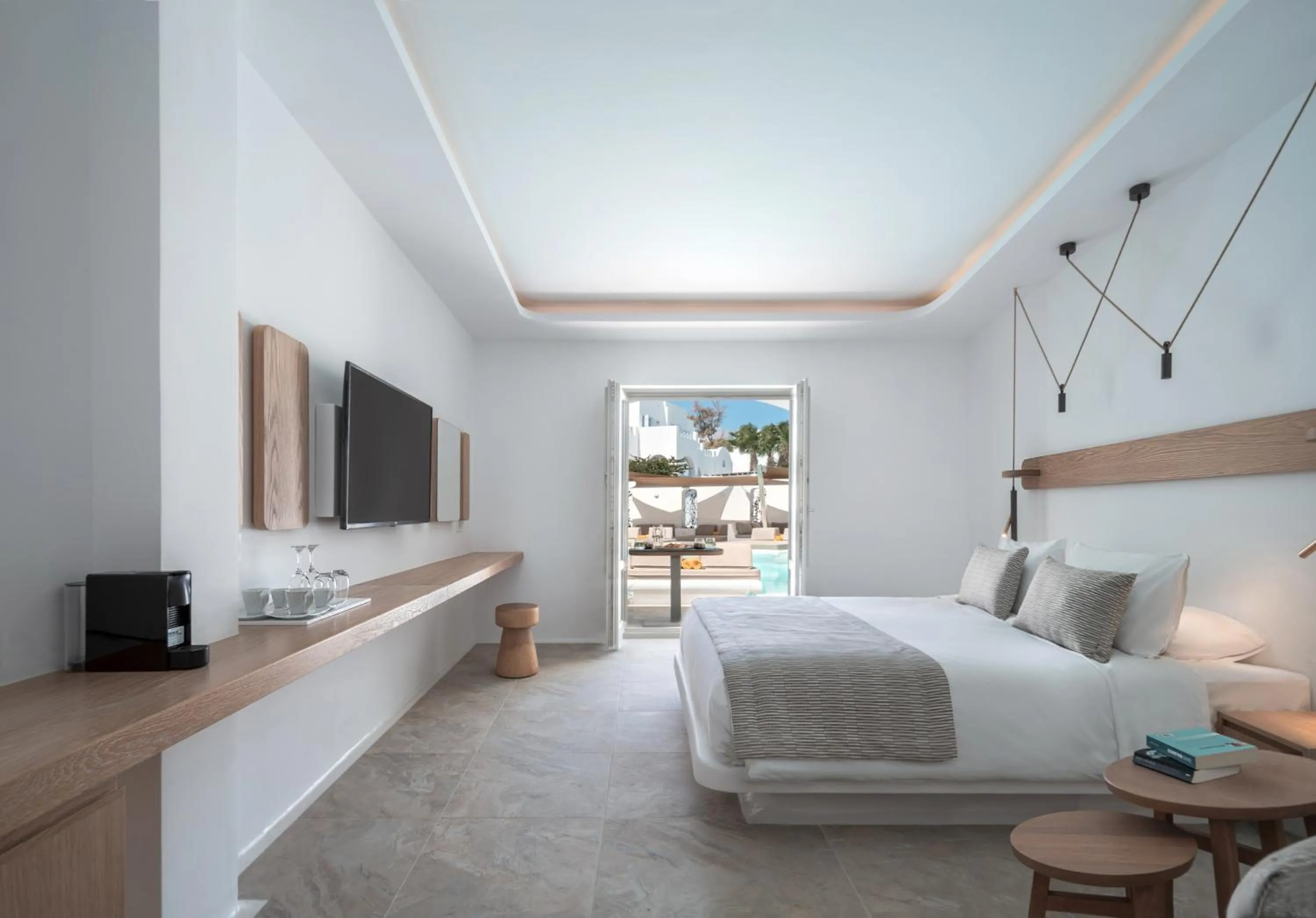 Bed in Santorini Kastelli Resort