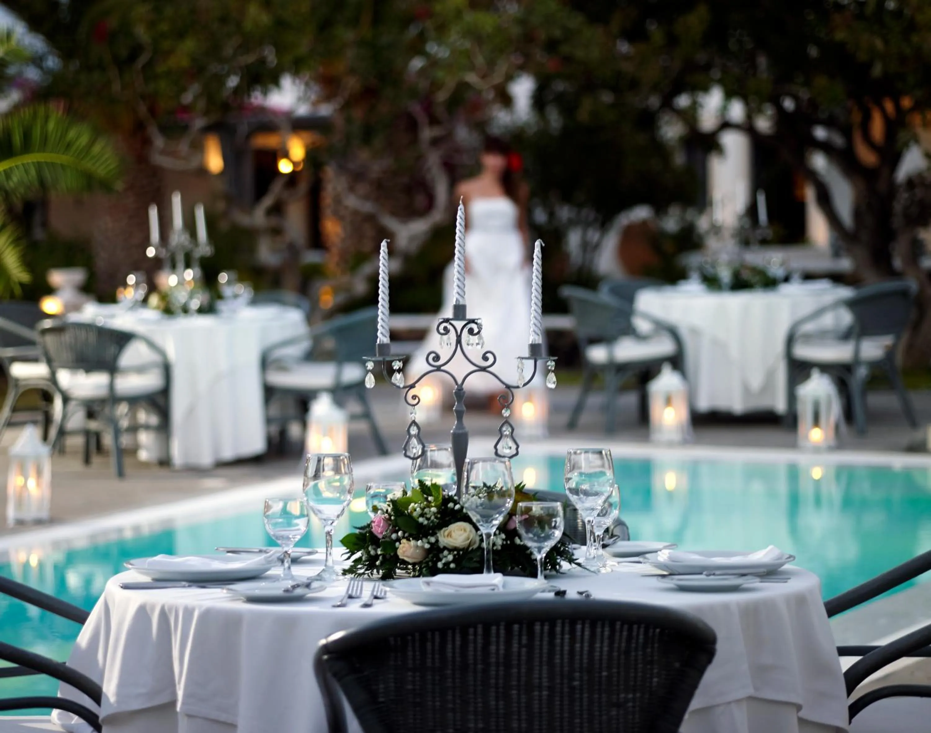 Swimming pool in Santorini Kastelli Resort
