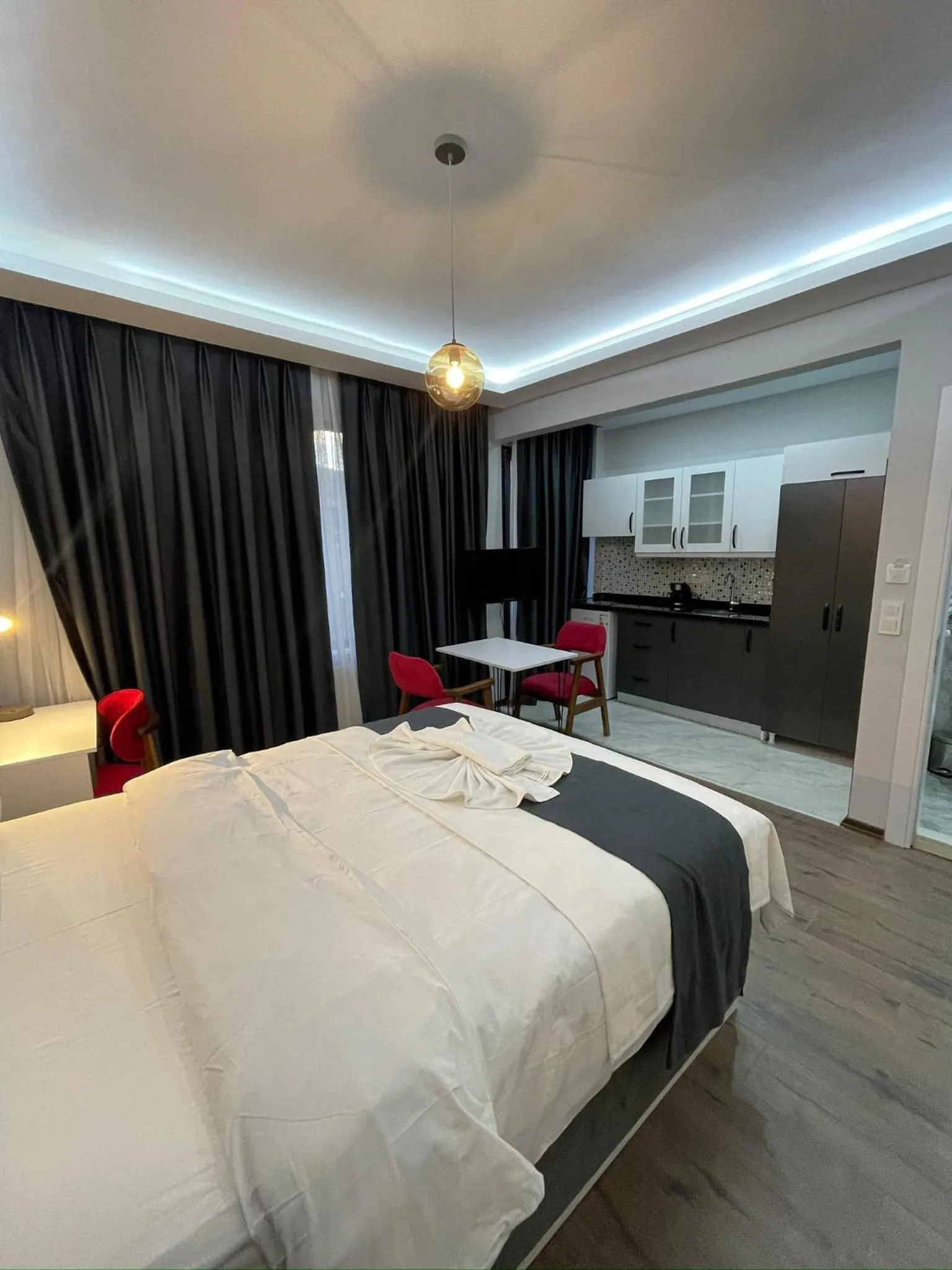 Bed in Fabesco Suite