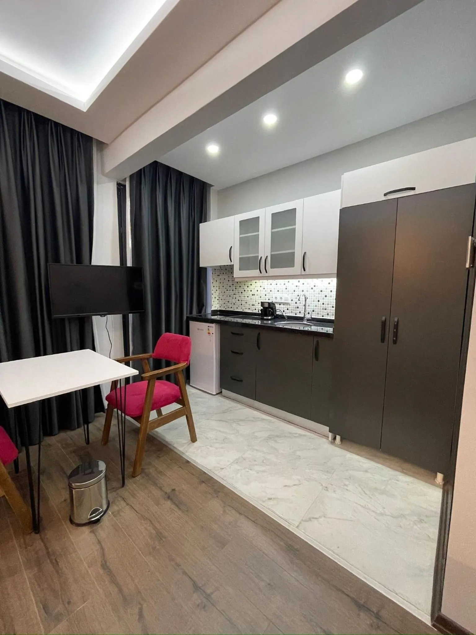 Kitchen or kitchenette in Fabesco Suite