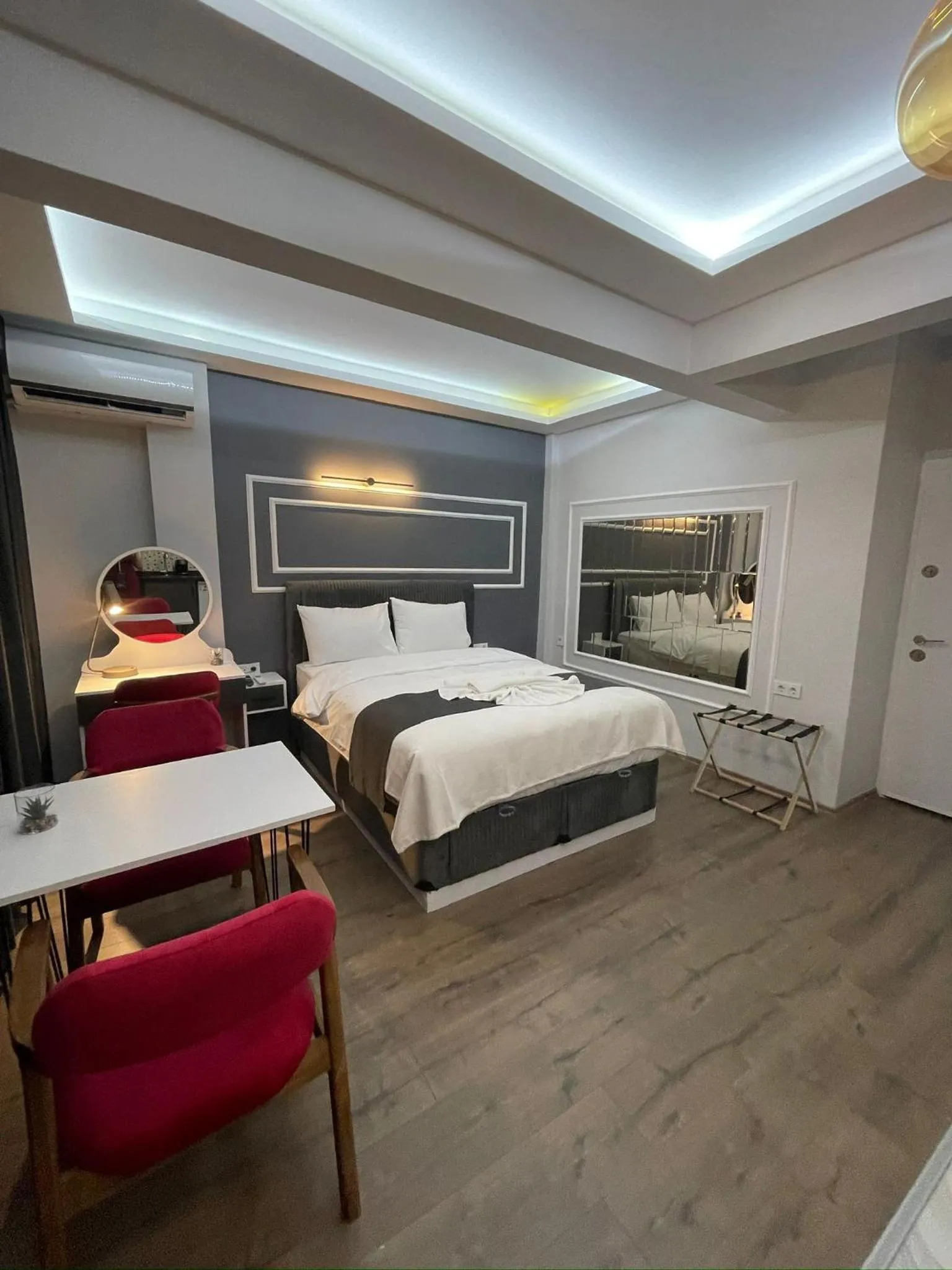 Bed in Fabesco Suite