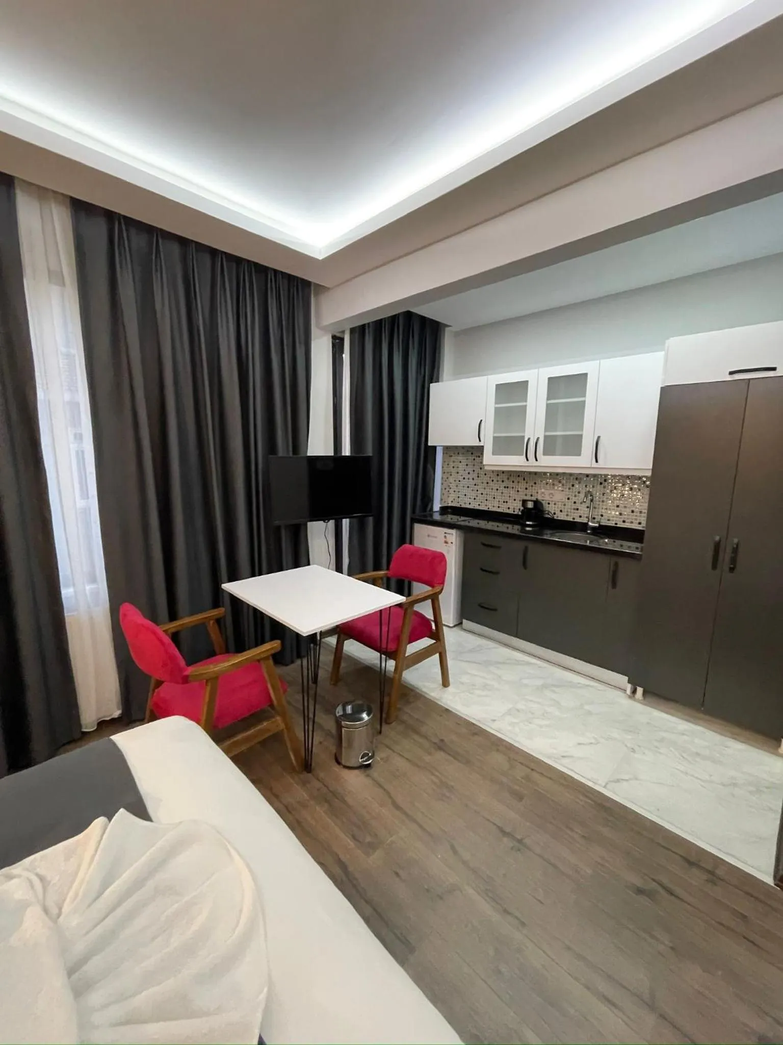 Kitchen or kitchenette in Fabesco Suite