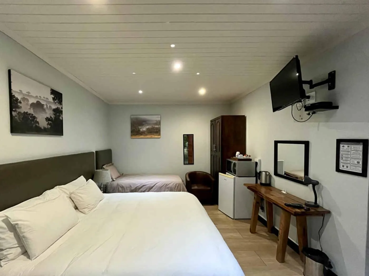 Photo of the whole room, Bed in ilanda Guest House