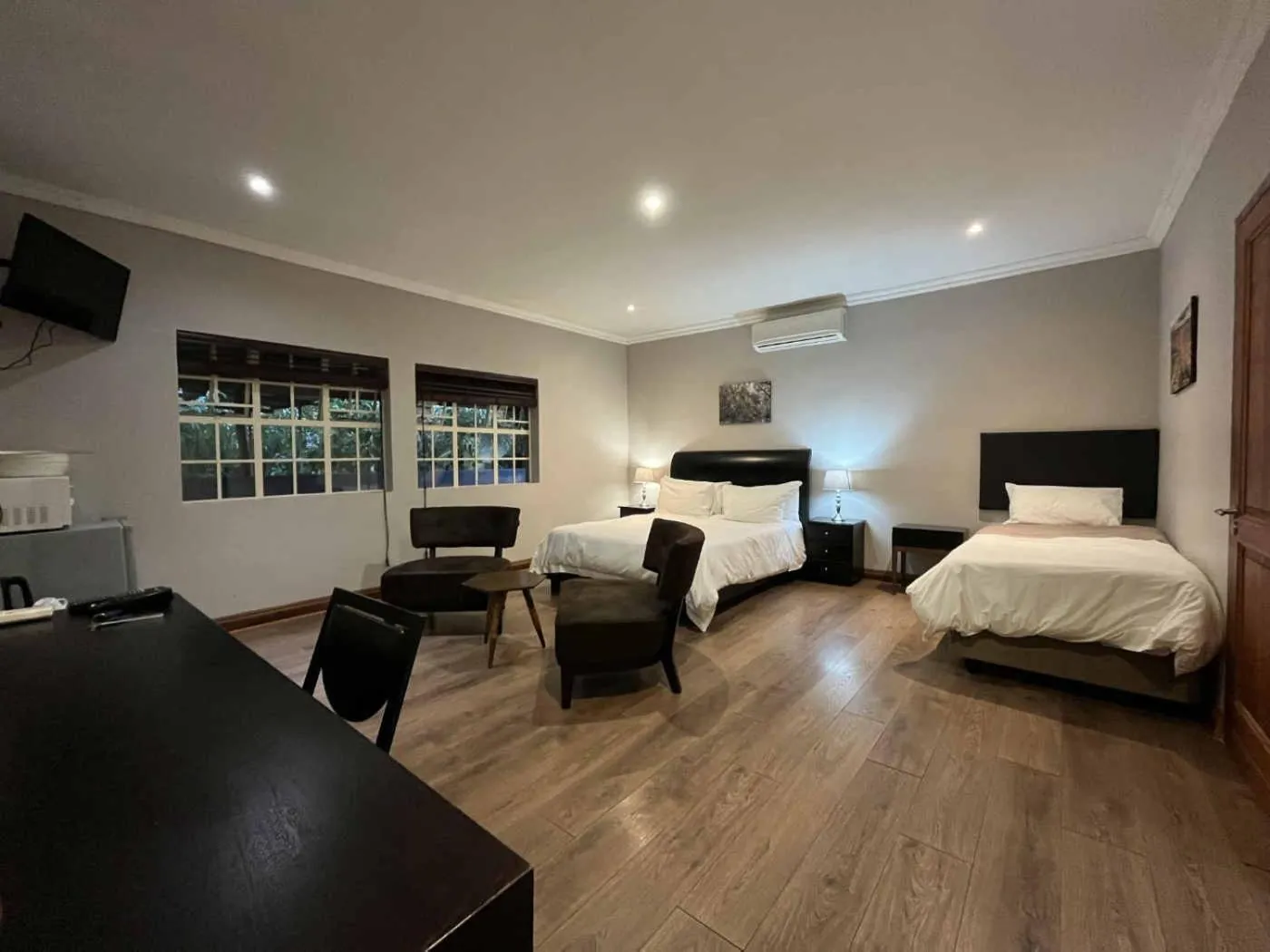 Photo of the whole room, Bed in ilanda Guest House