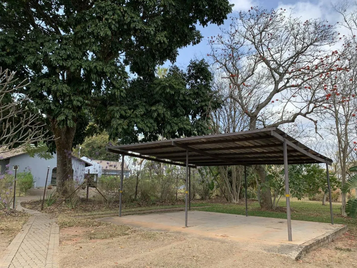 Parking in ilanda Guest House