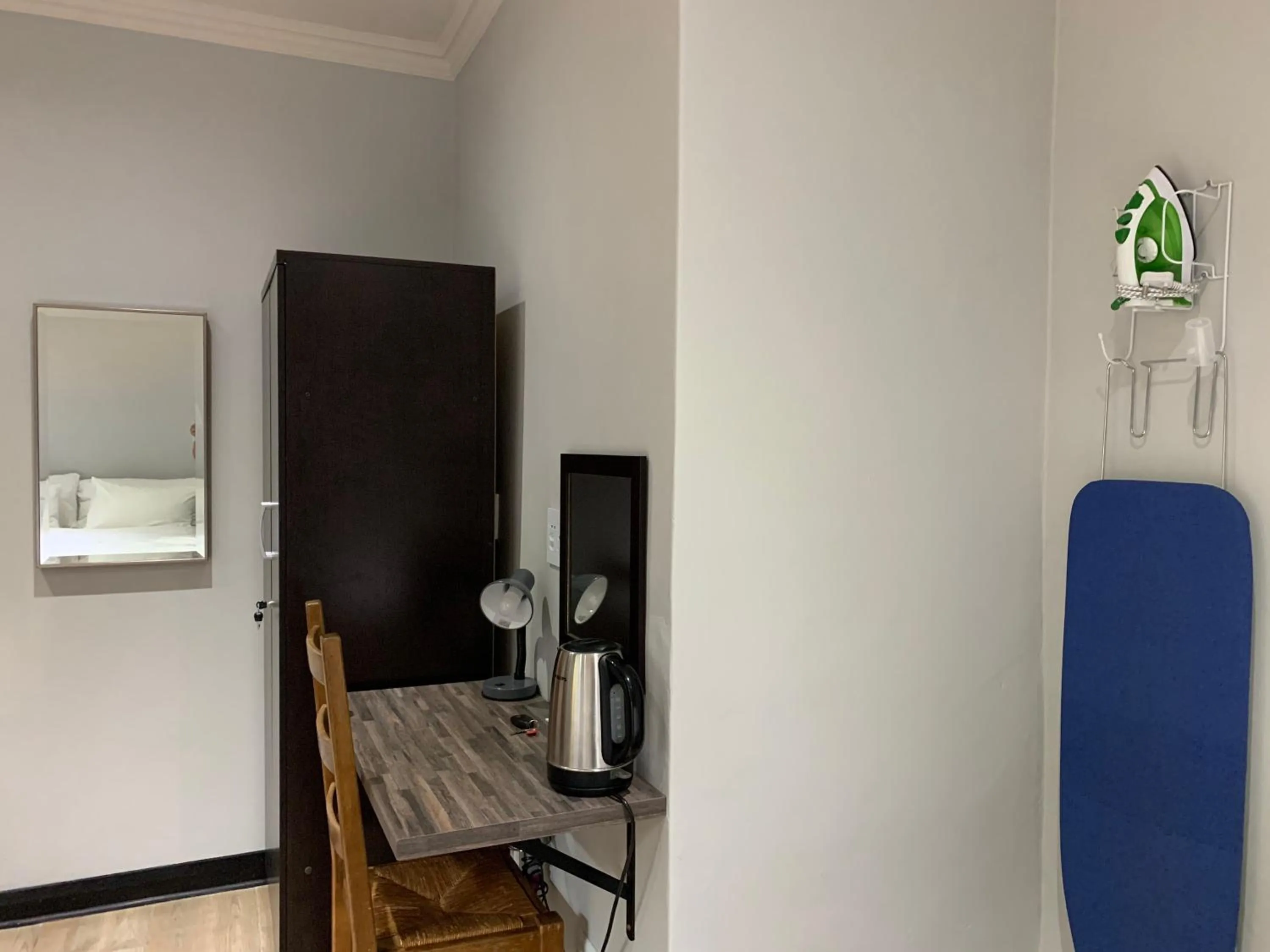 furniture in ilanda Guest House