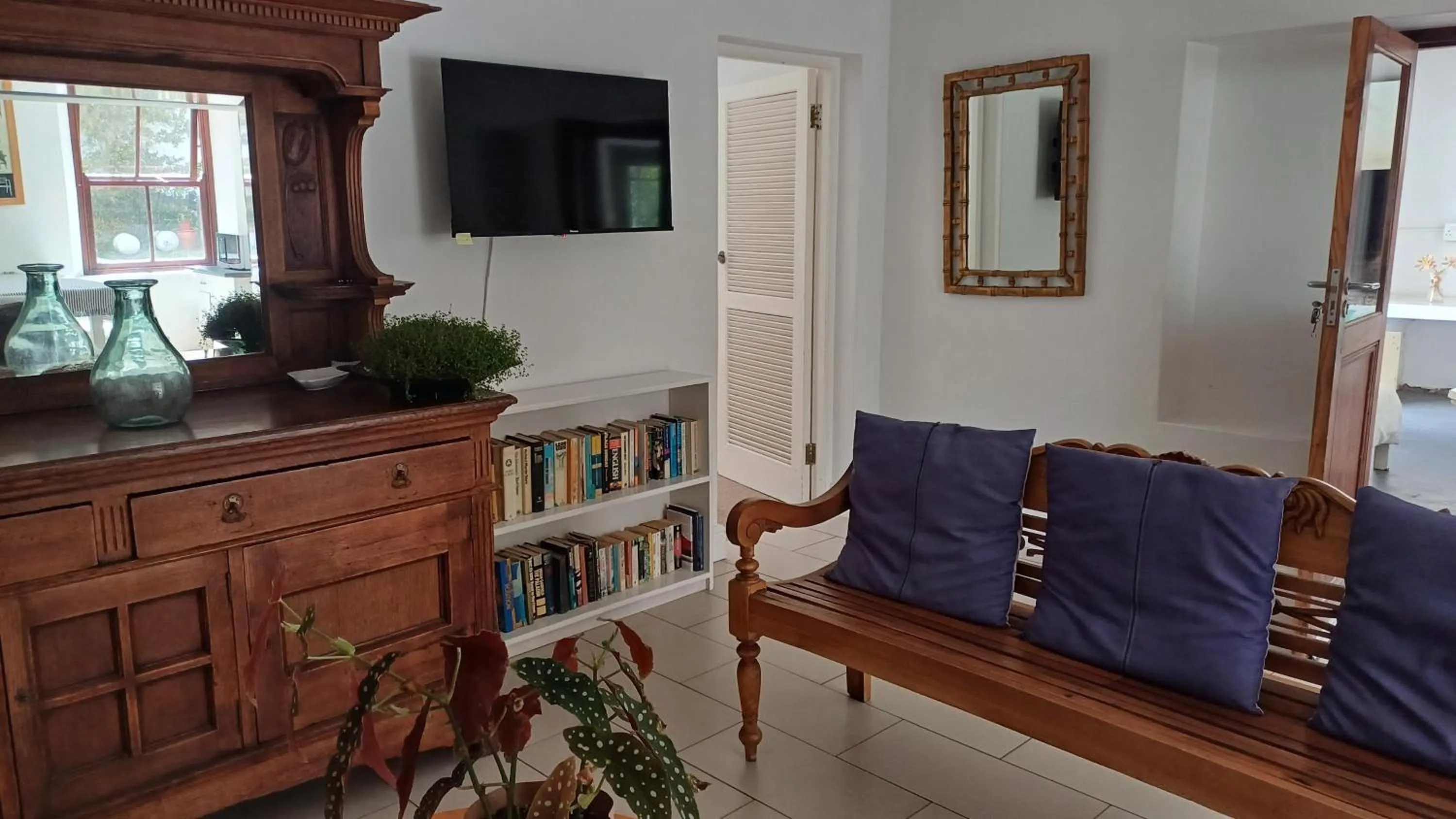 Library in Paternoster Place