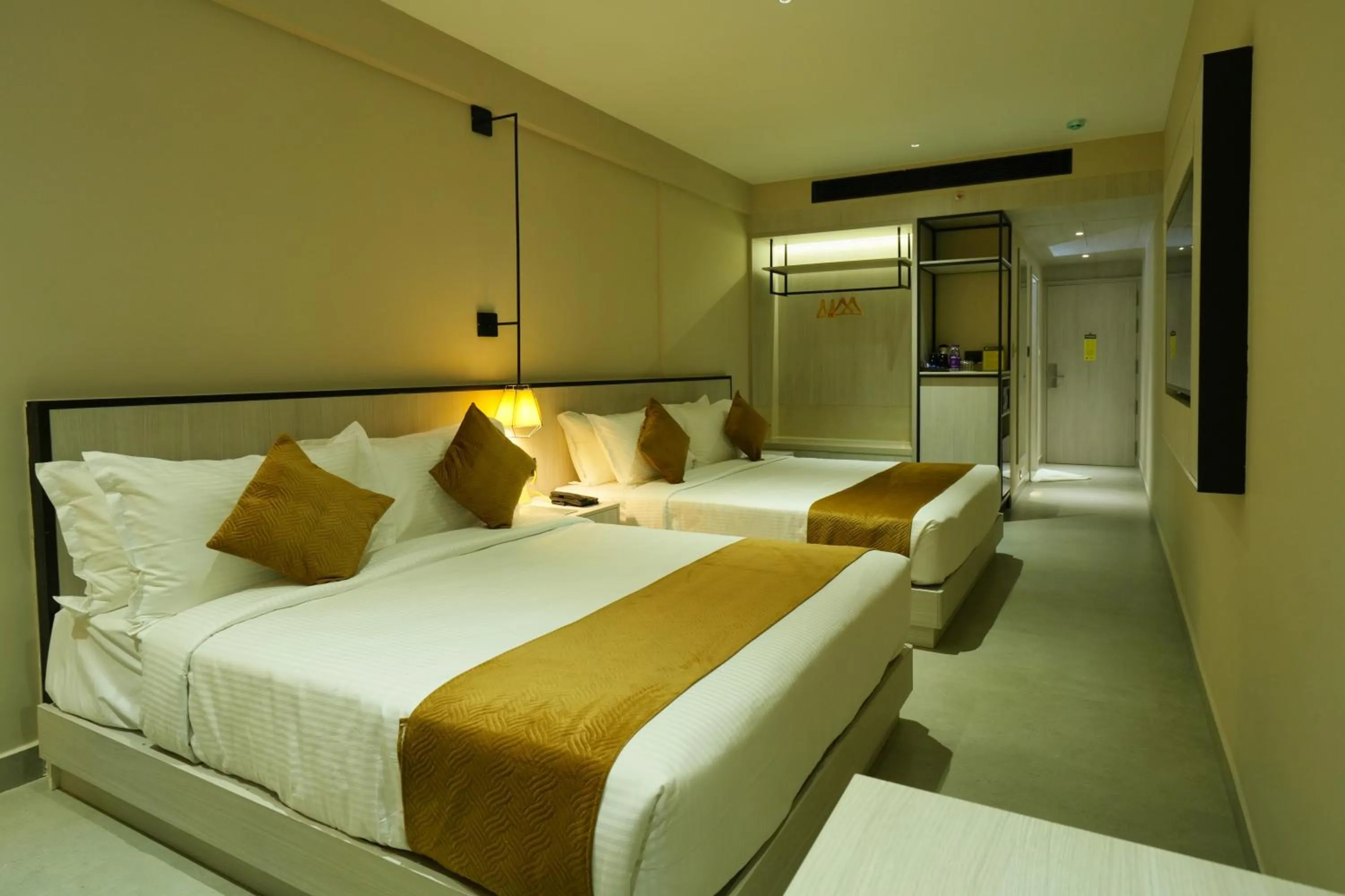 Photo of the whole room, Bed in mesta Hotel