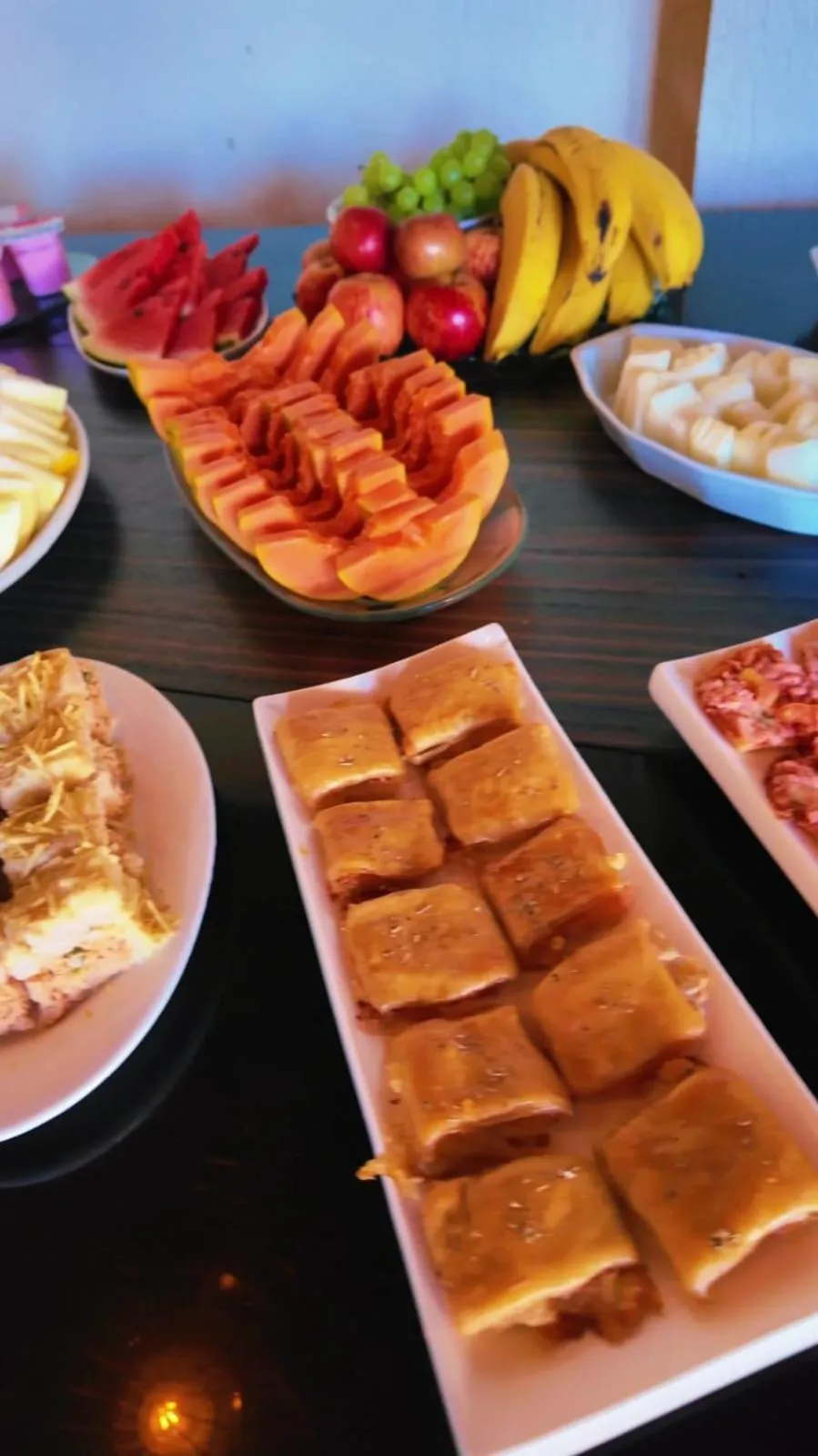 Buffet breakfast in Pousada Dos Atobás