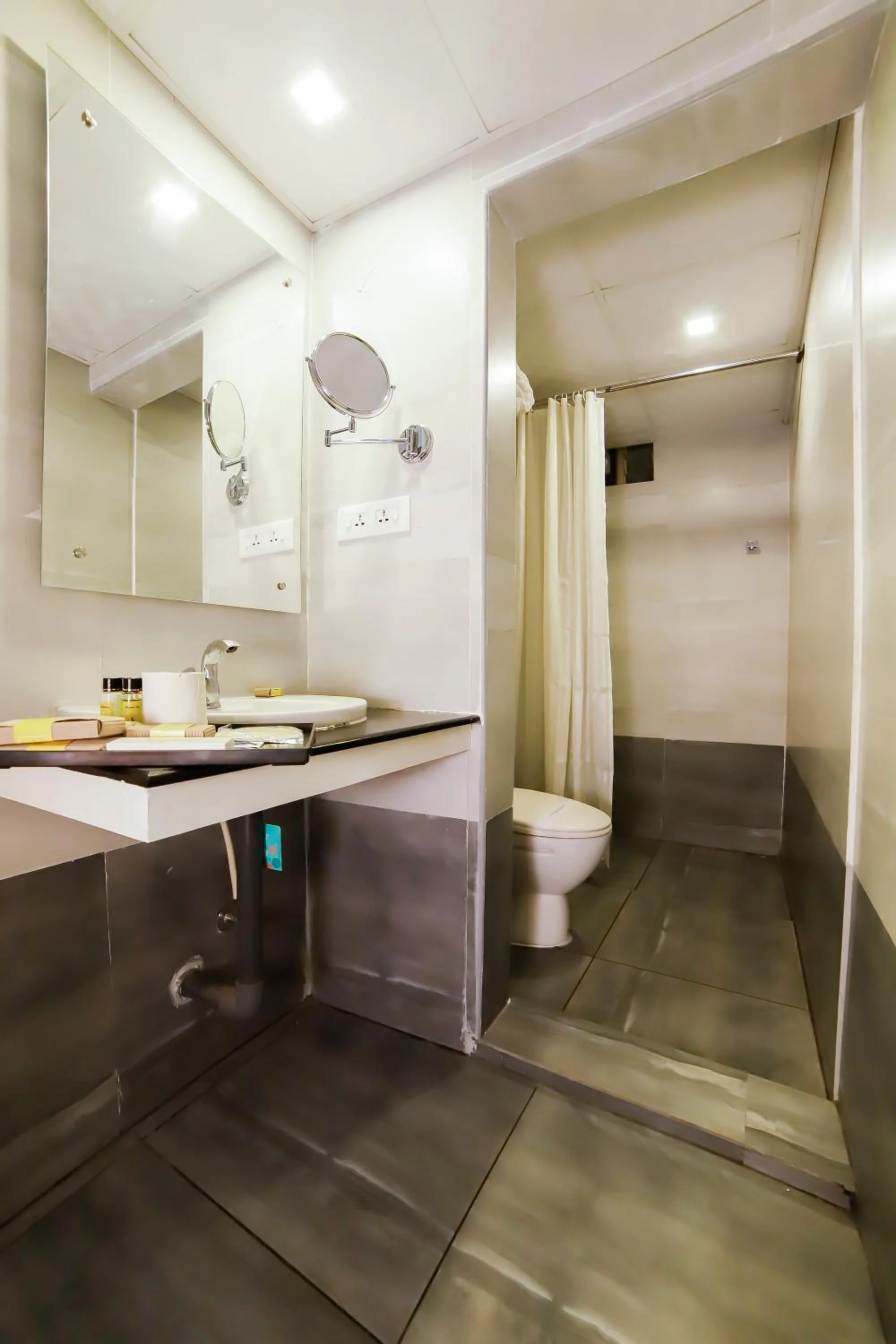 Bathroom in Sreepathi Indraprastha