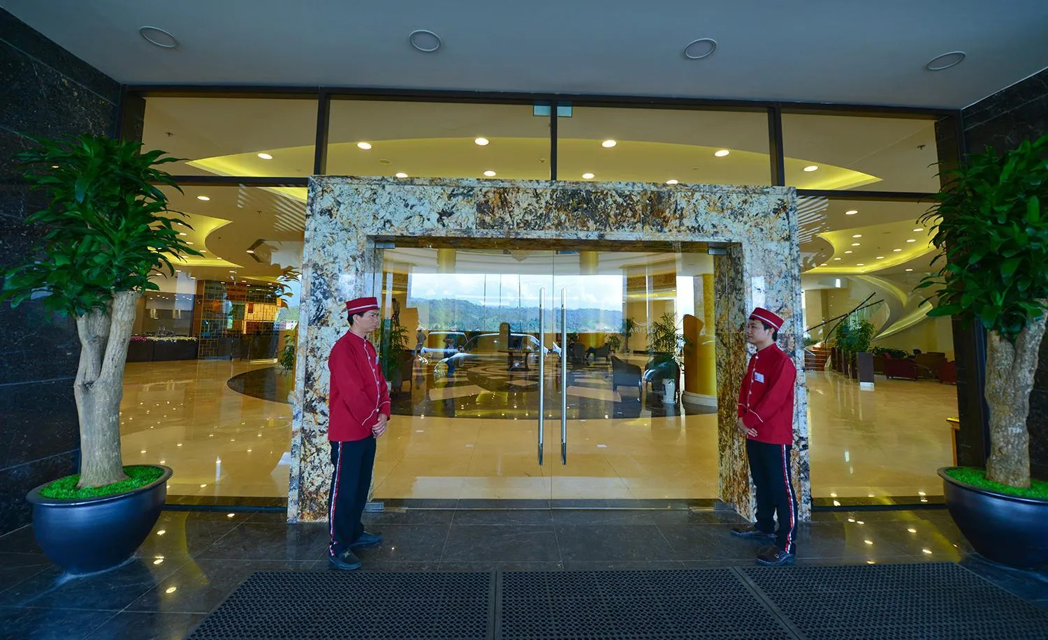 Facade/entrance in Aristo International Hotel