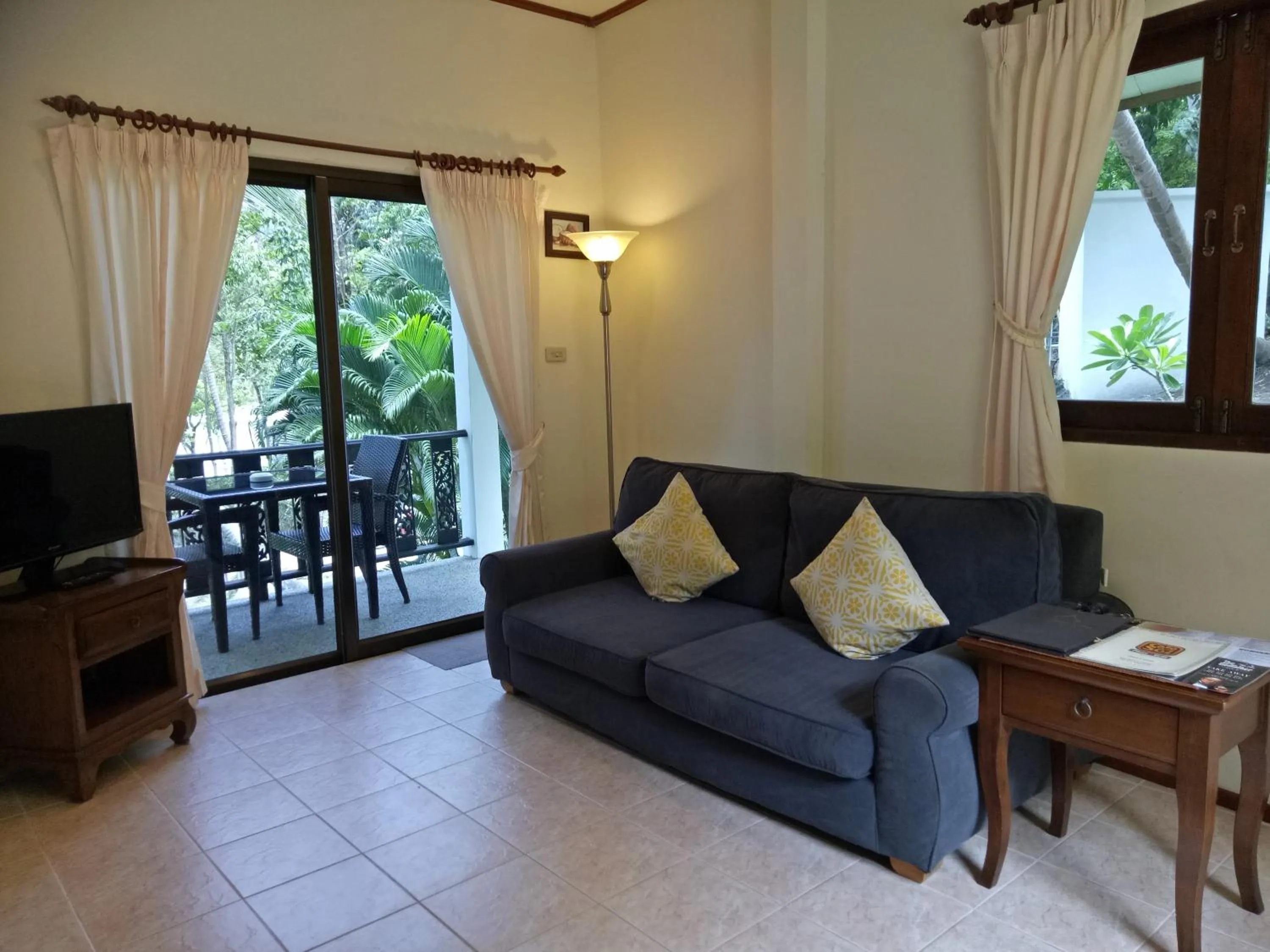 Living room in Woodlawn Villas Resort