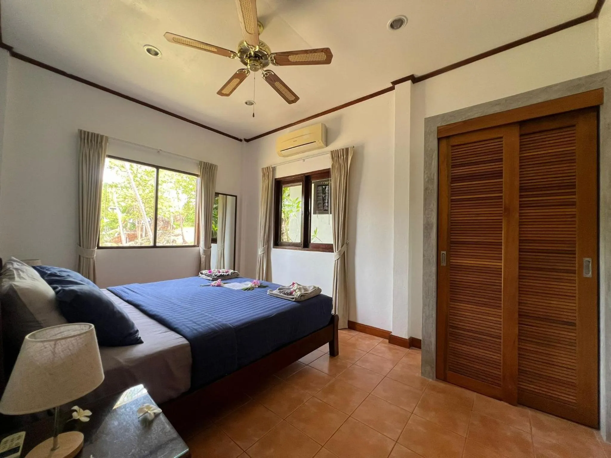 Bedroom, Bed in Woodlawn Villas Resort