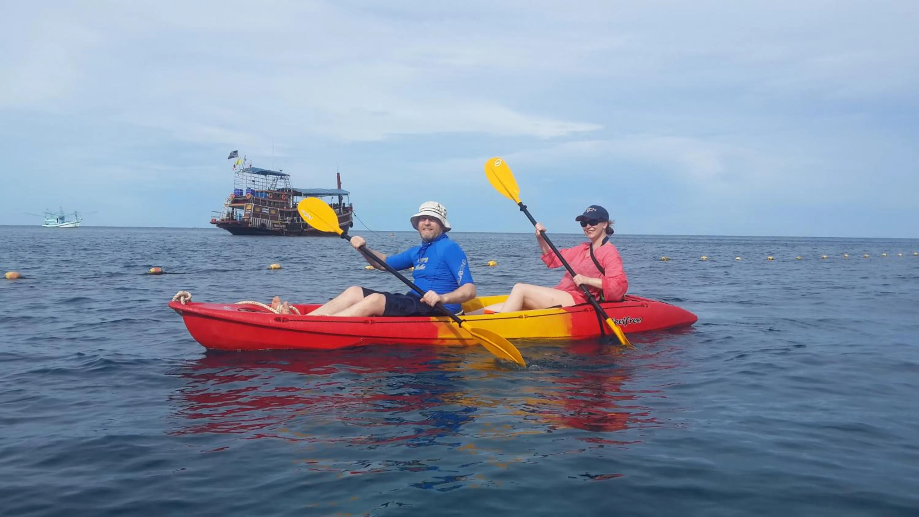Canoeing in Woodlawn Villas Resort