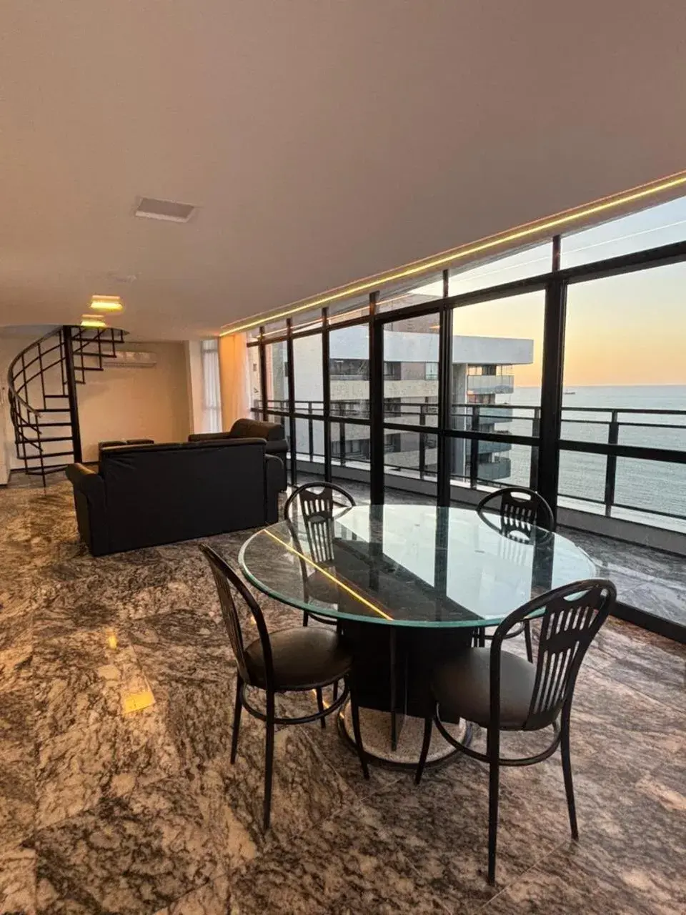 Royal Exclusive access to the Pool in Hotel Brasil Tropical Royal Exclusive access to the Pool in Hotel Brasil Tropical