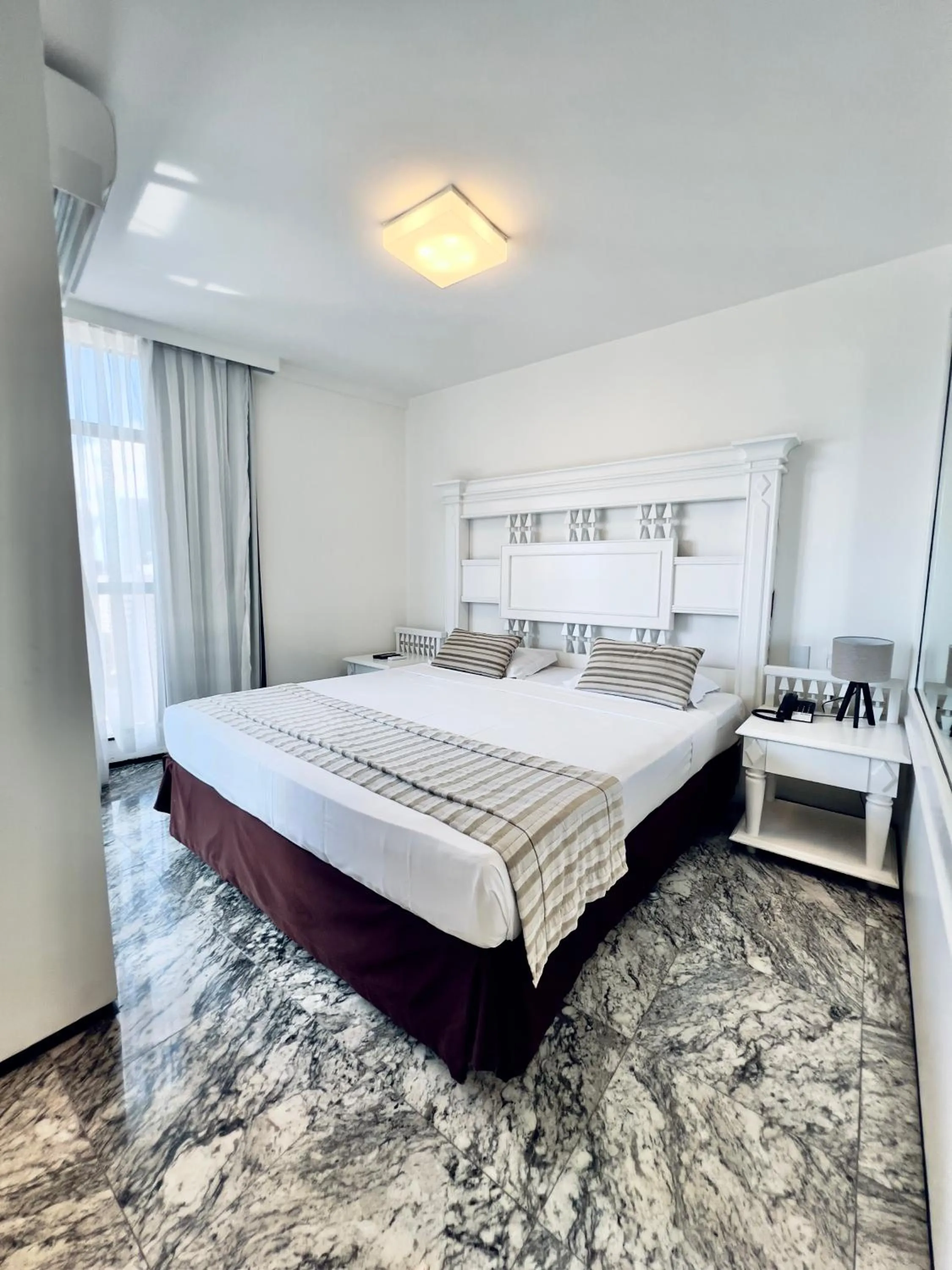 Bedroom, Bed in Hotel Brasil Tropical