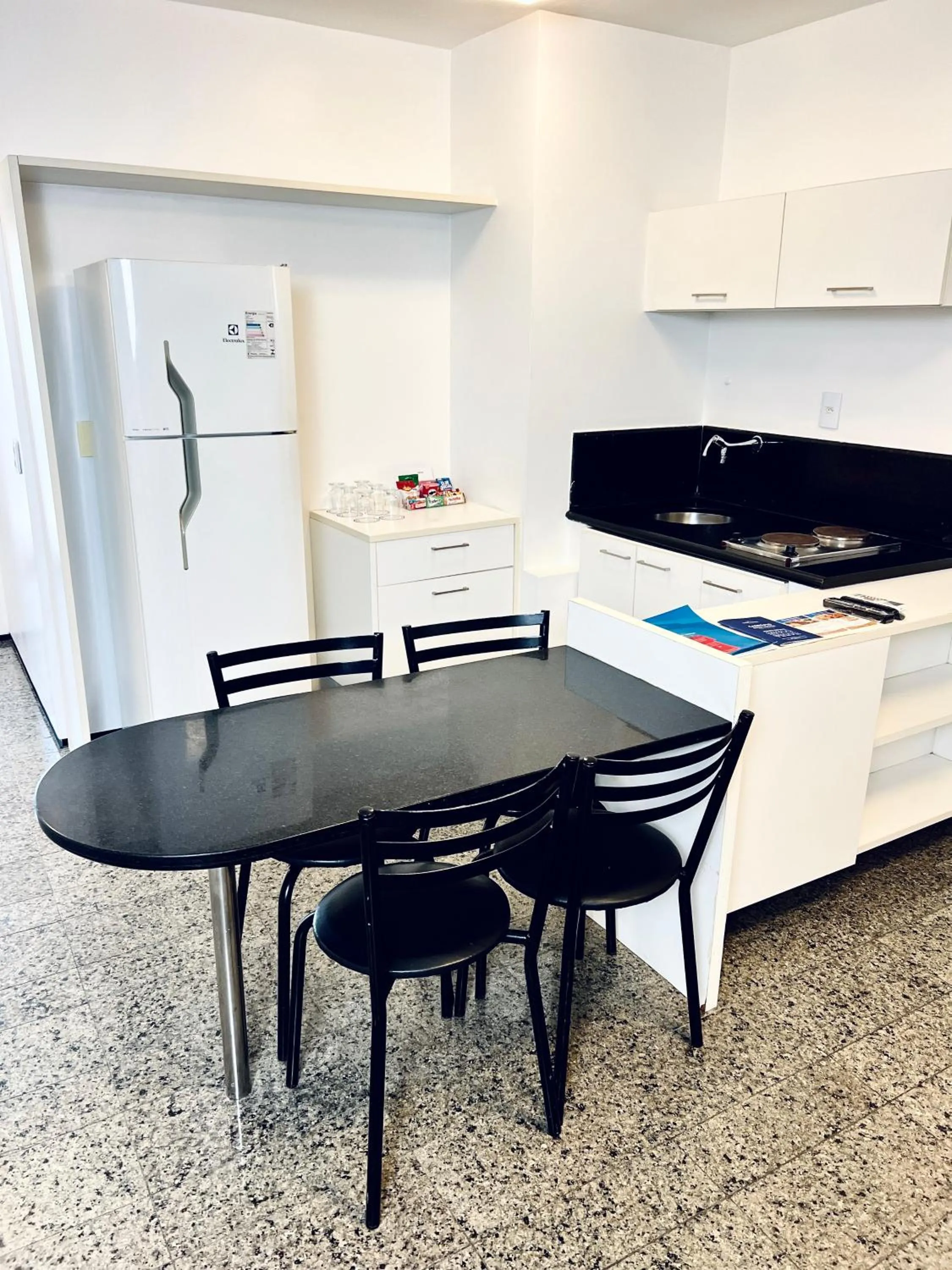 kitchen in Hotel Brasil Tropical