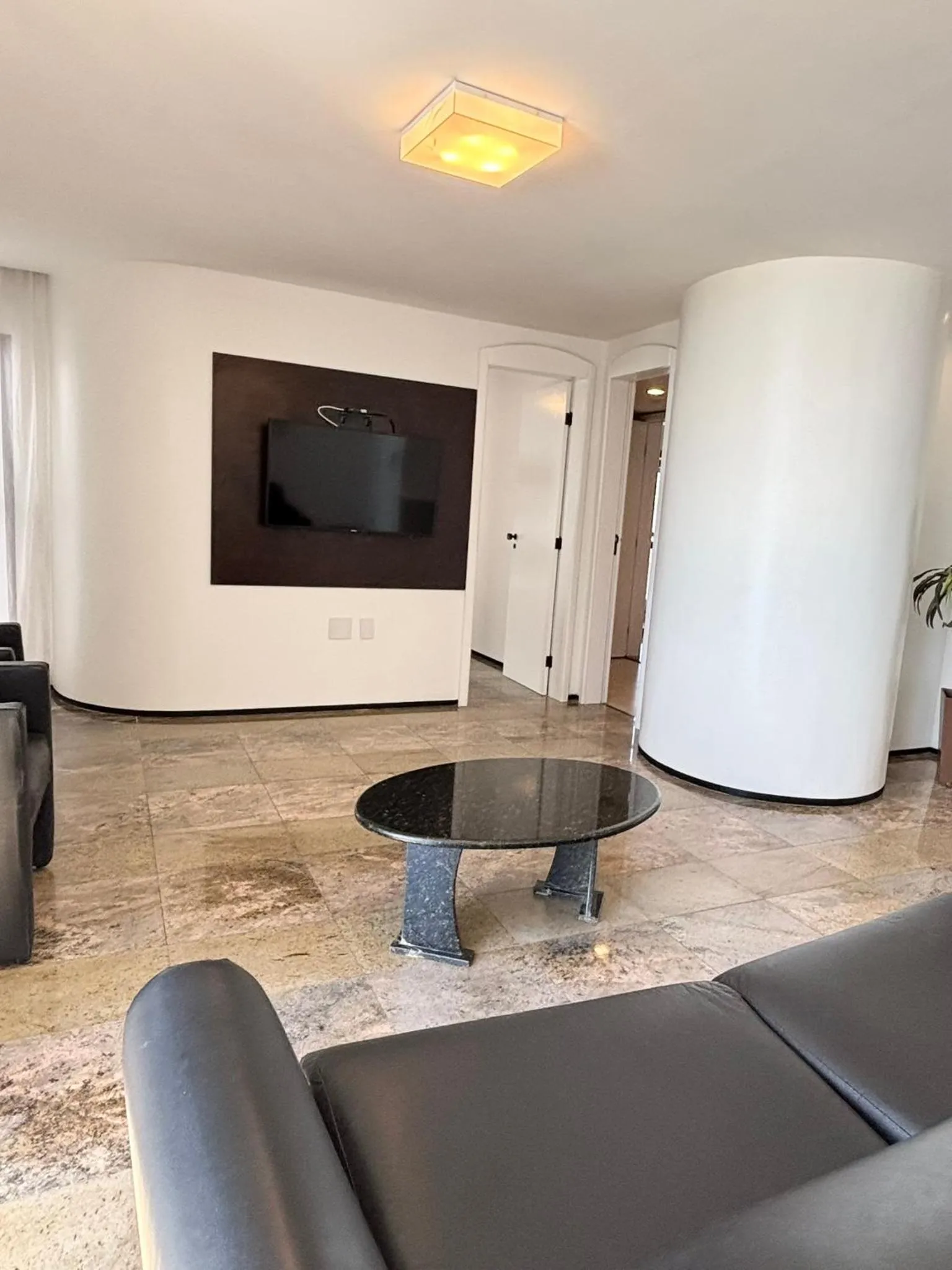 Communal lounge/ TV room in Hotel Brasil Tropical