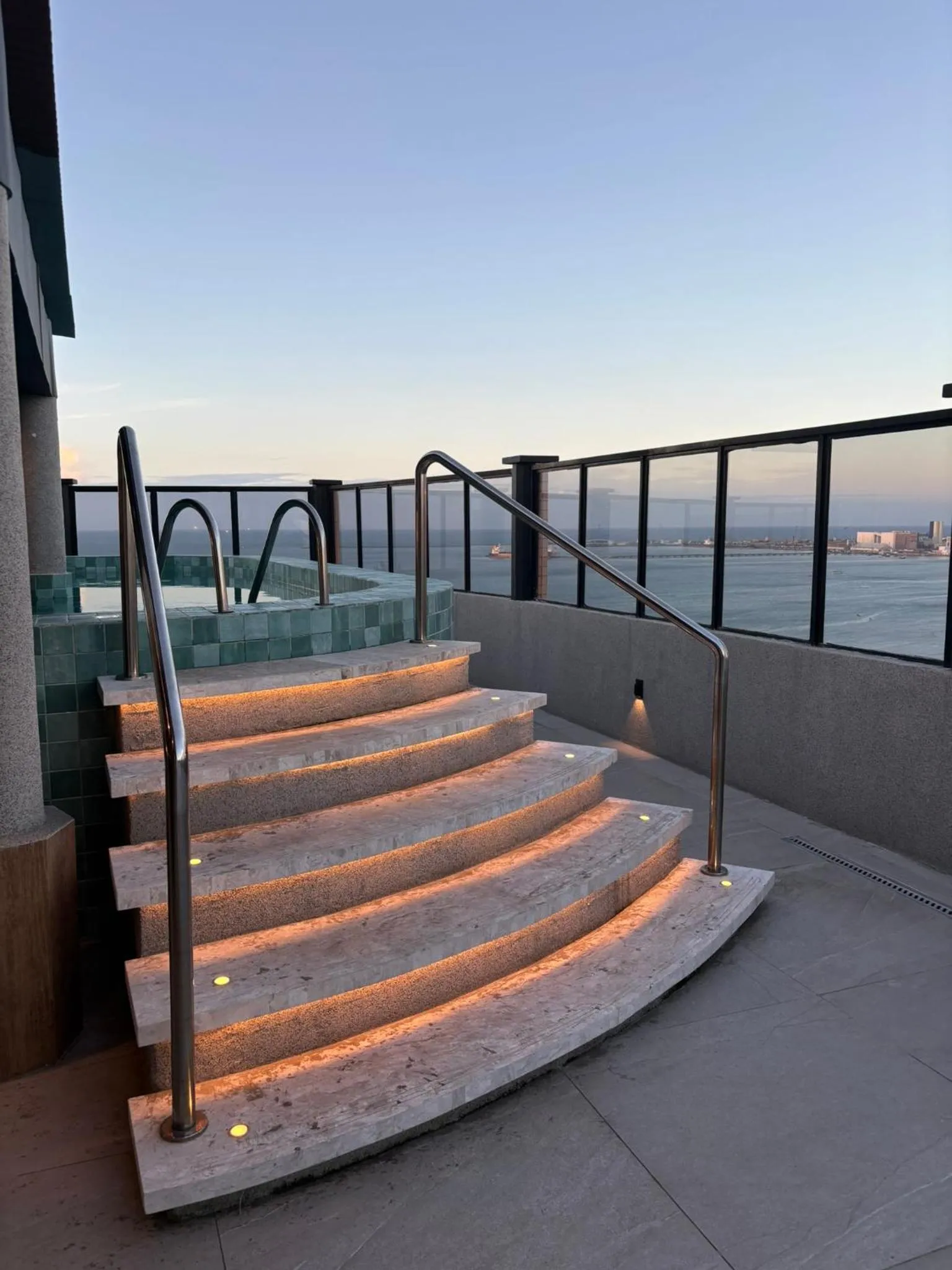 Swimming pool in Hotel Brasil Tropical