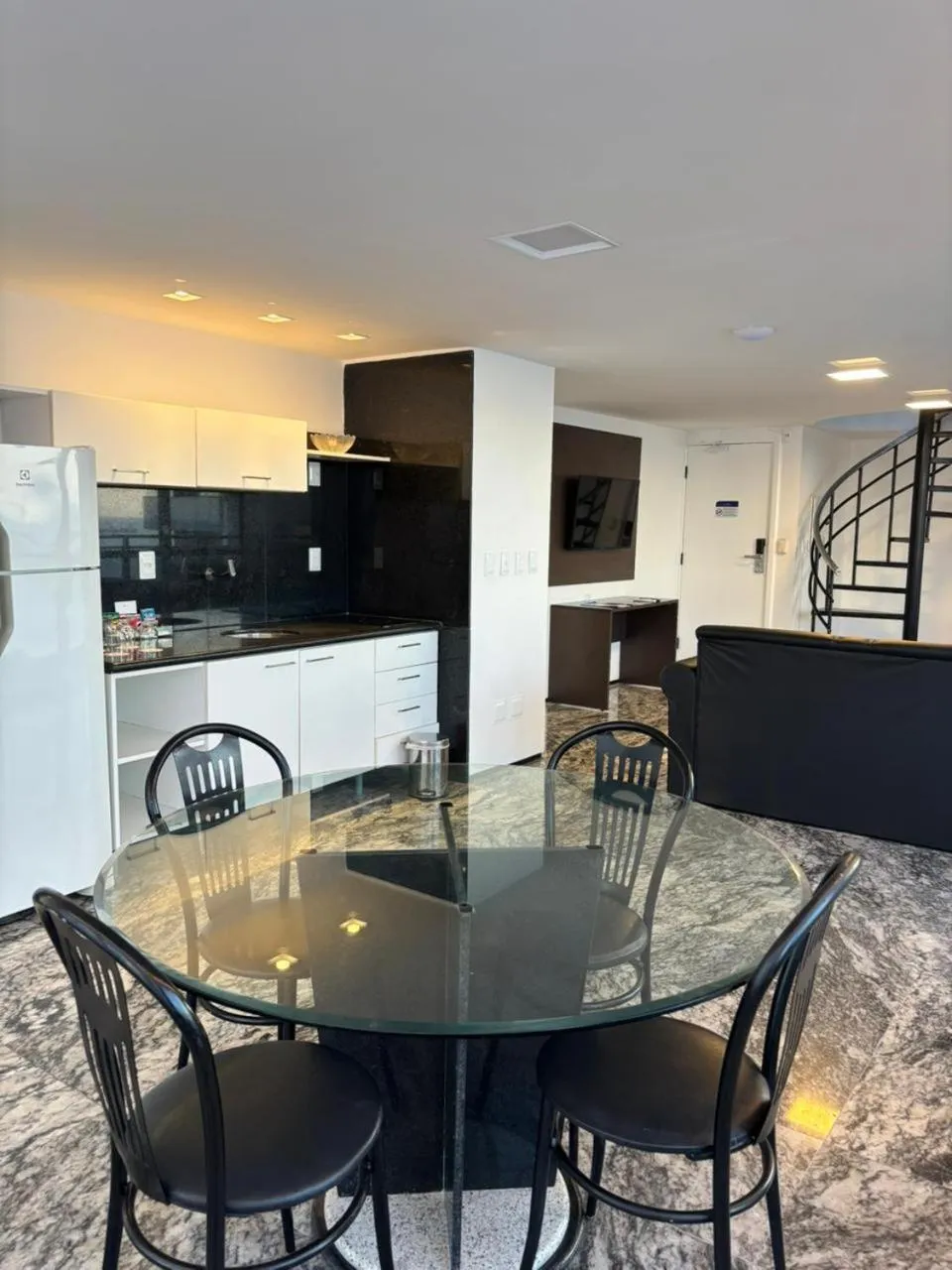 kitchen in Hotel Brasil Tropical