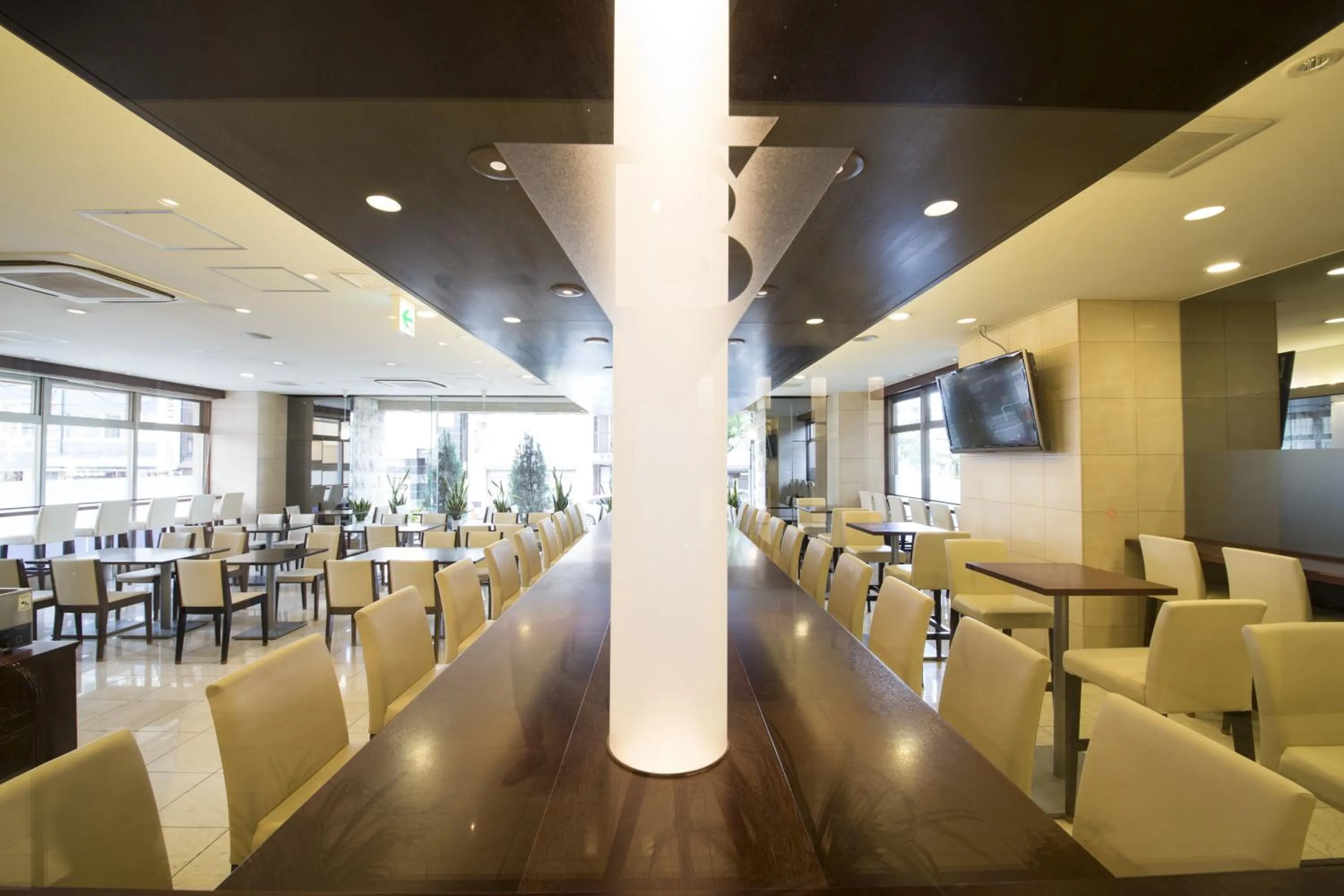 Area and facilities in Nagoya B's Hotel