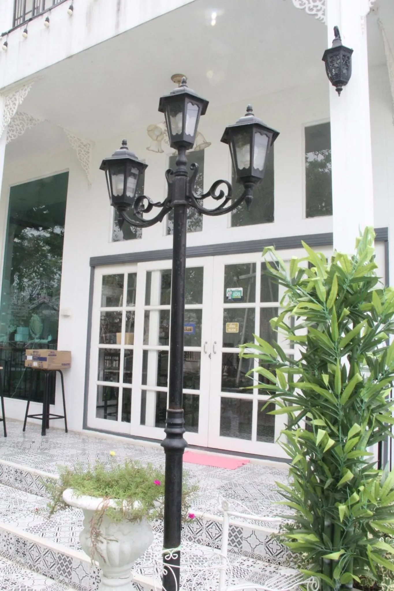 Bananaleaf Wedding Cafe & Resort