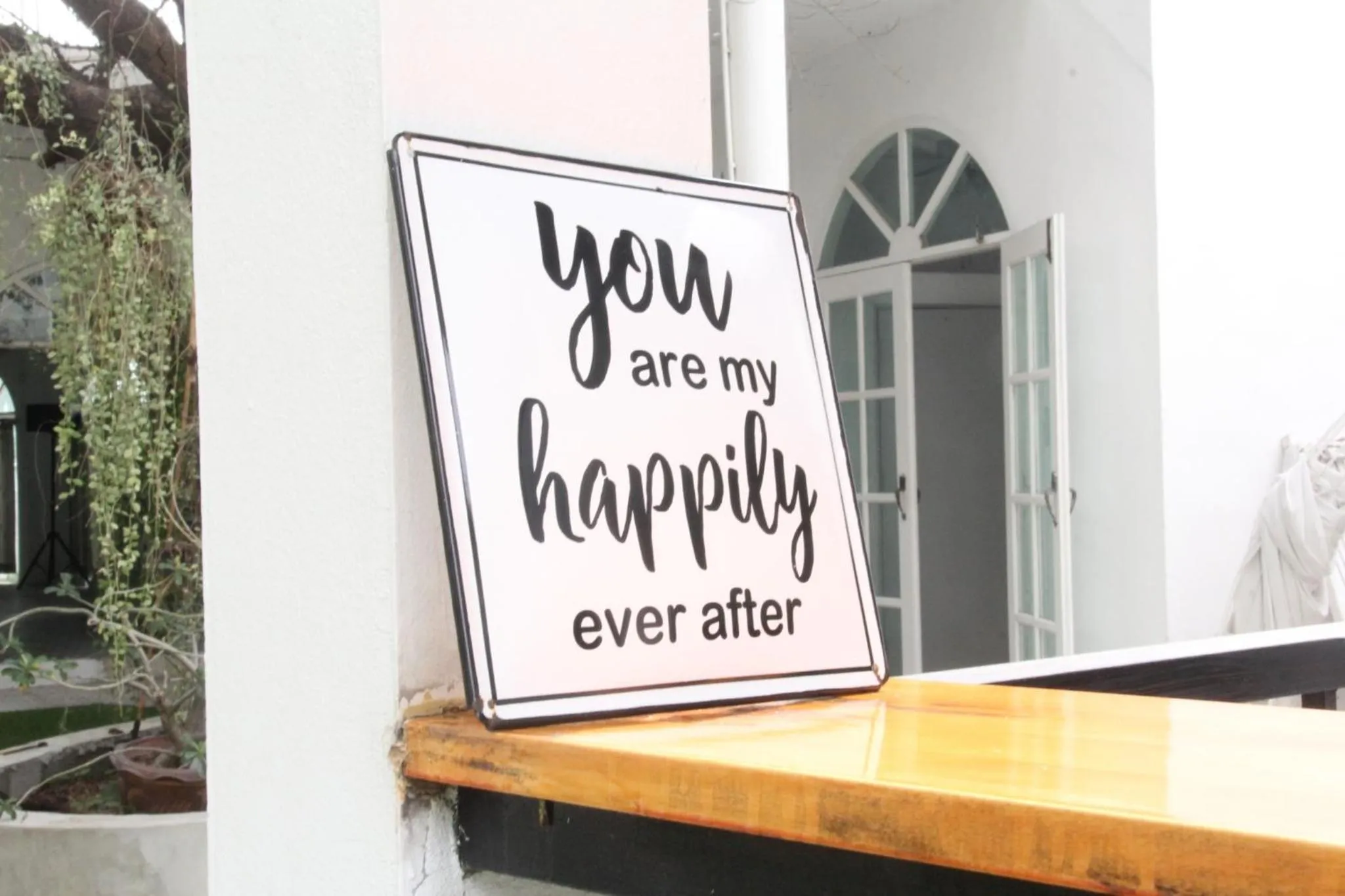 Restaurant/places to eat in Bananaleaf Wedding Cafe & Resort