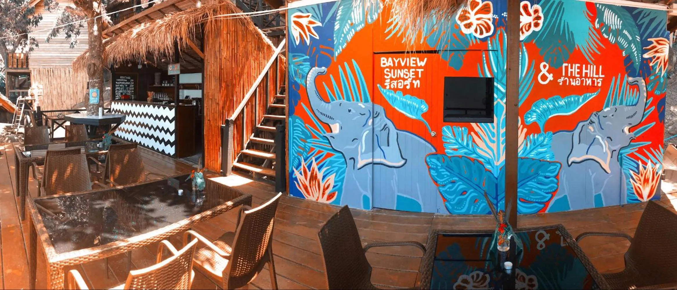 Restaurant/places to eat in Bayview Hill Resort