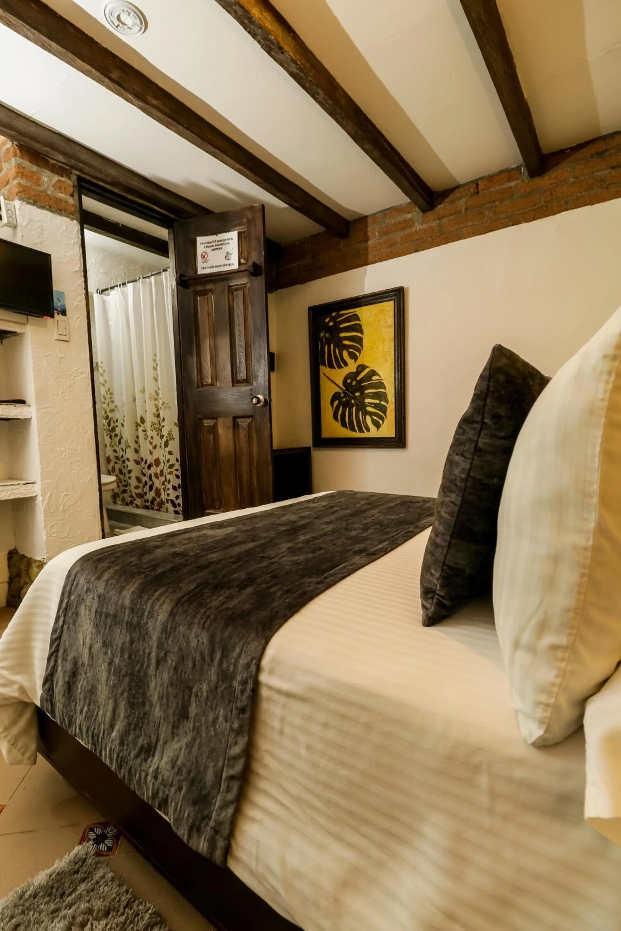 Photo of the whole room, Bed in Hotel Vísperas