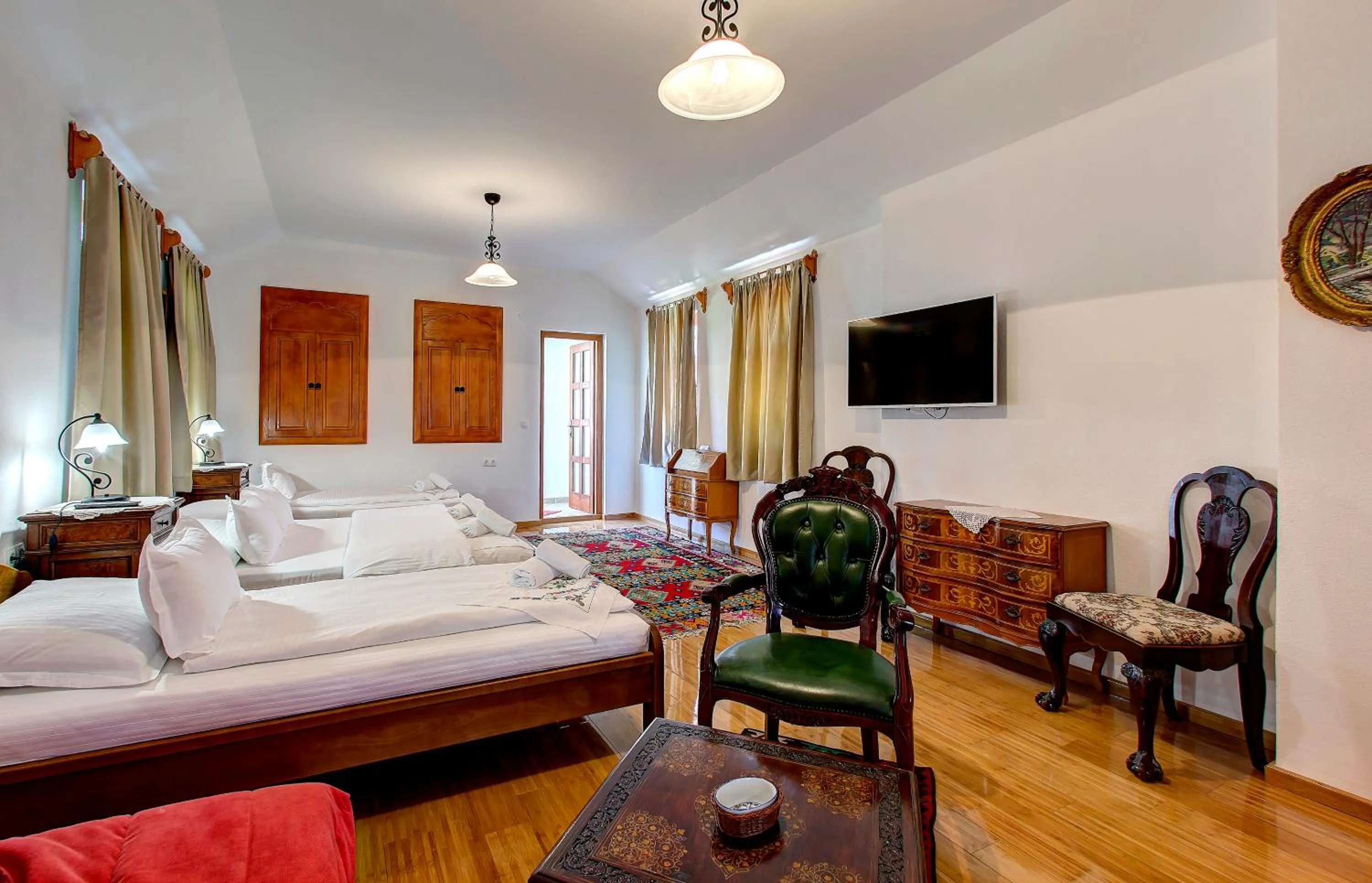 Living room, Bed in Hotel Almira