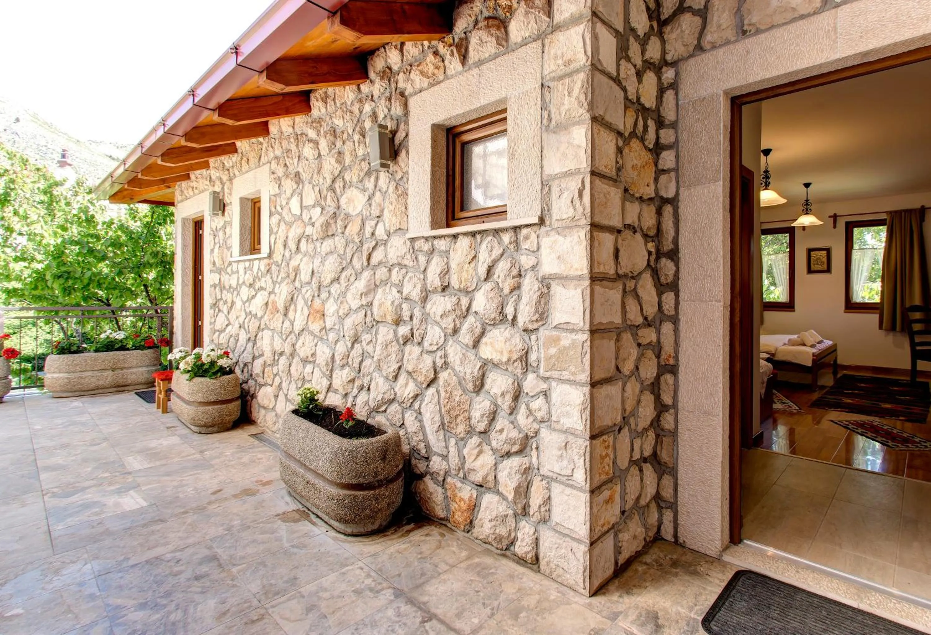 Patio in Hotel Almira