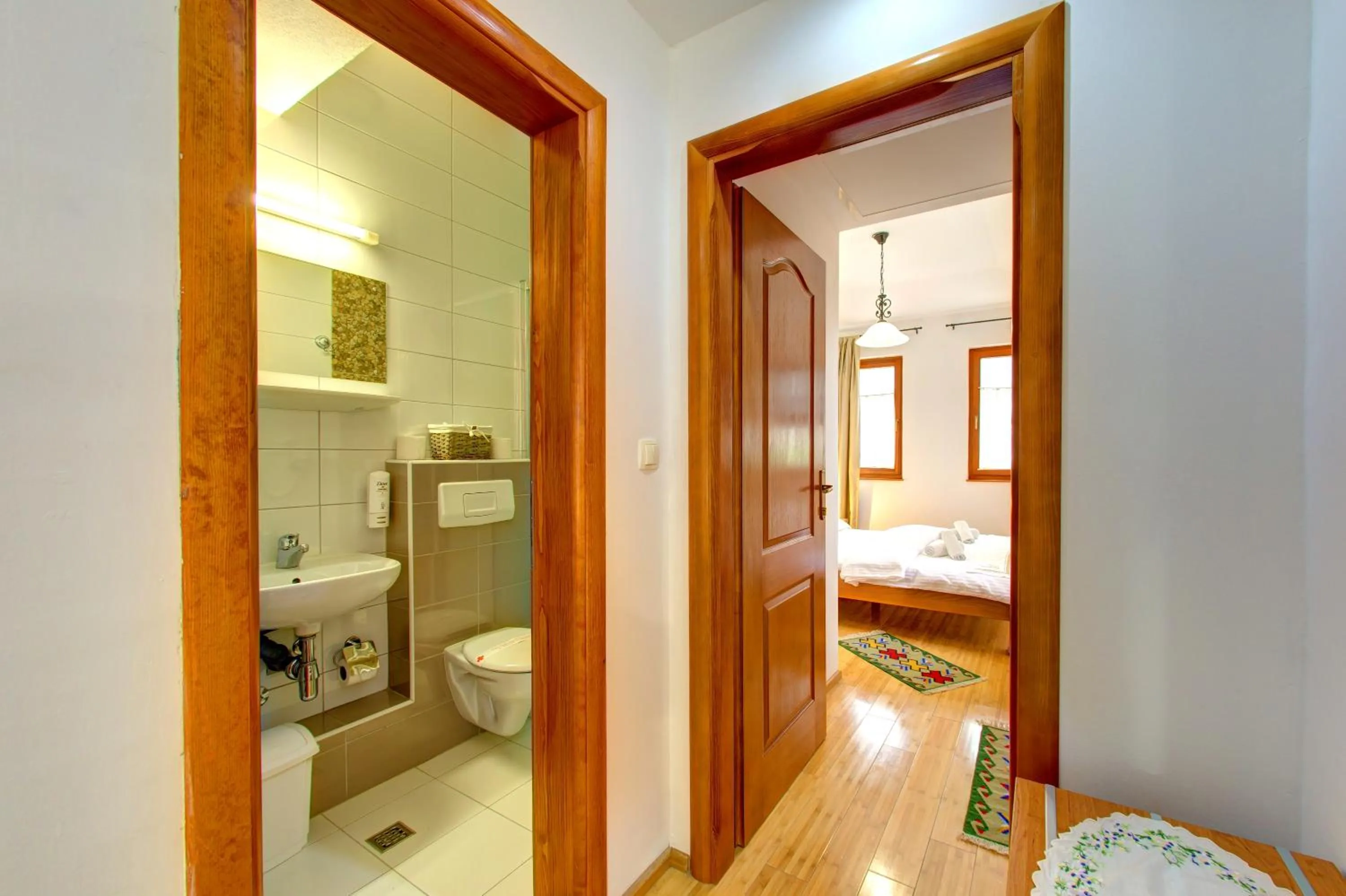 Shower in Hotel Almira