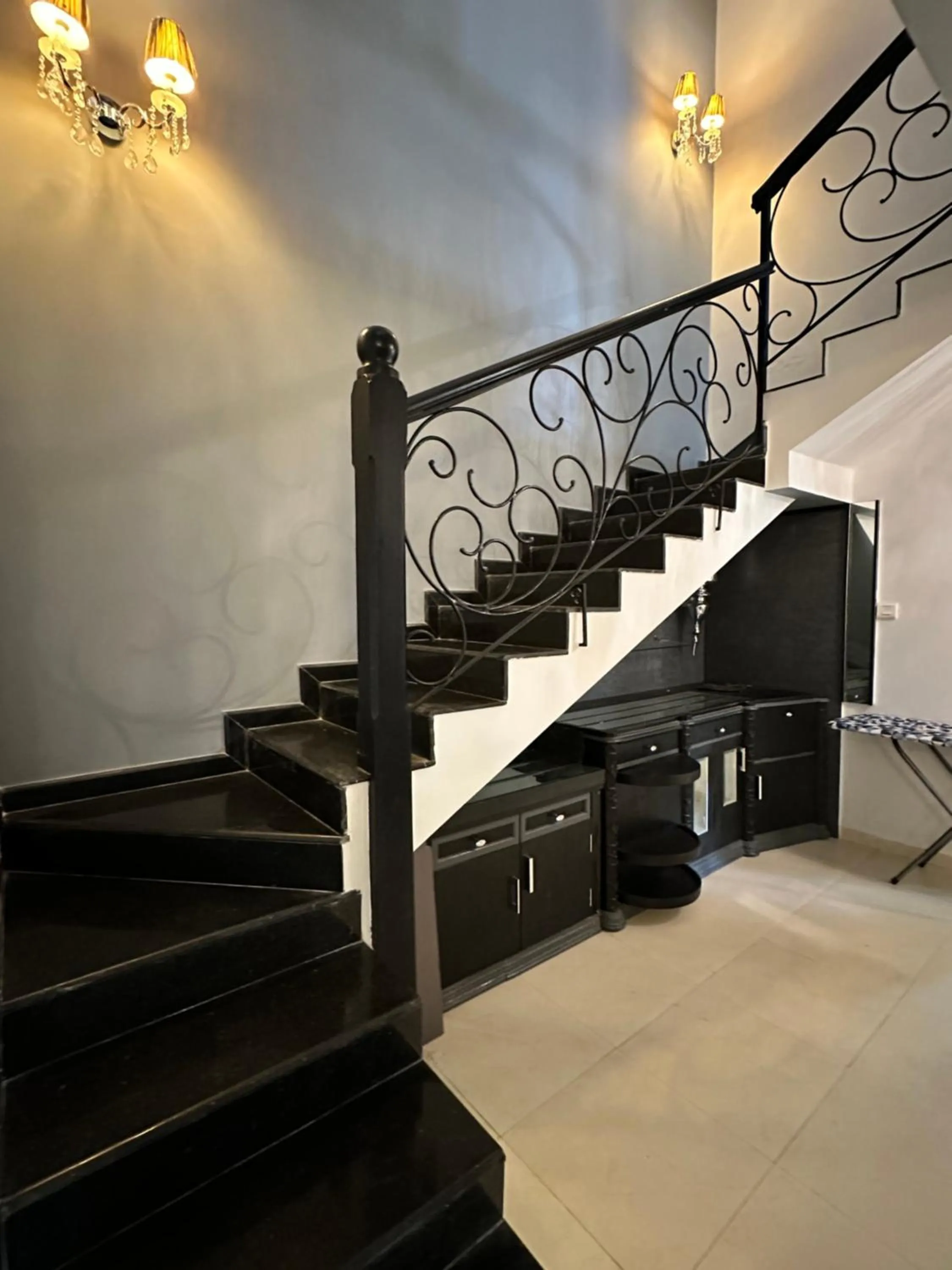 Property building in Riviera Hermitage