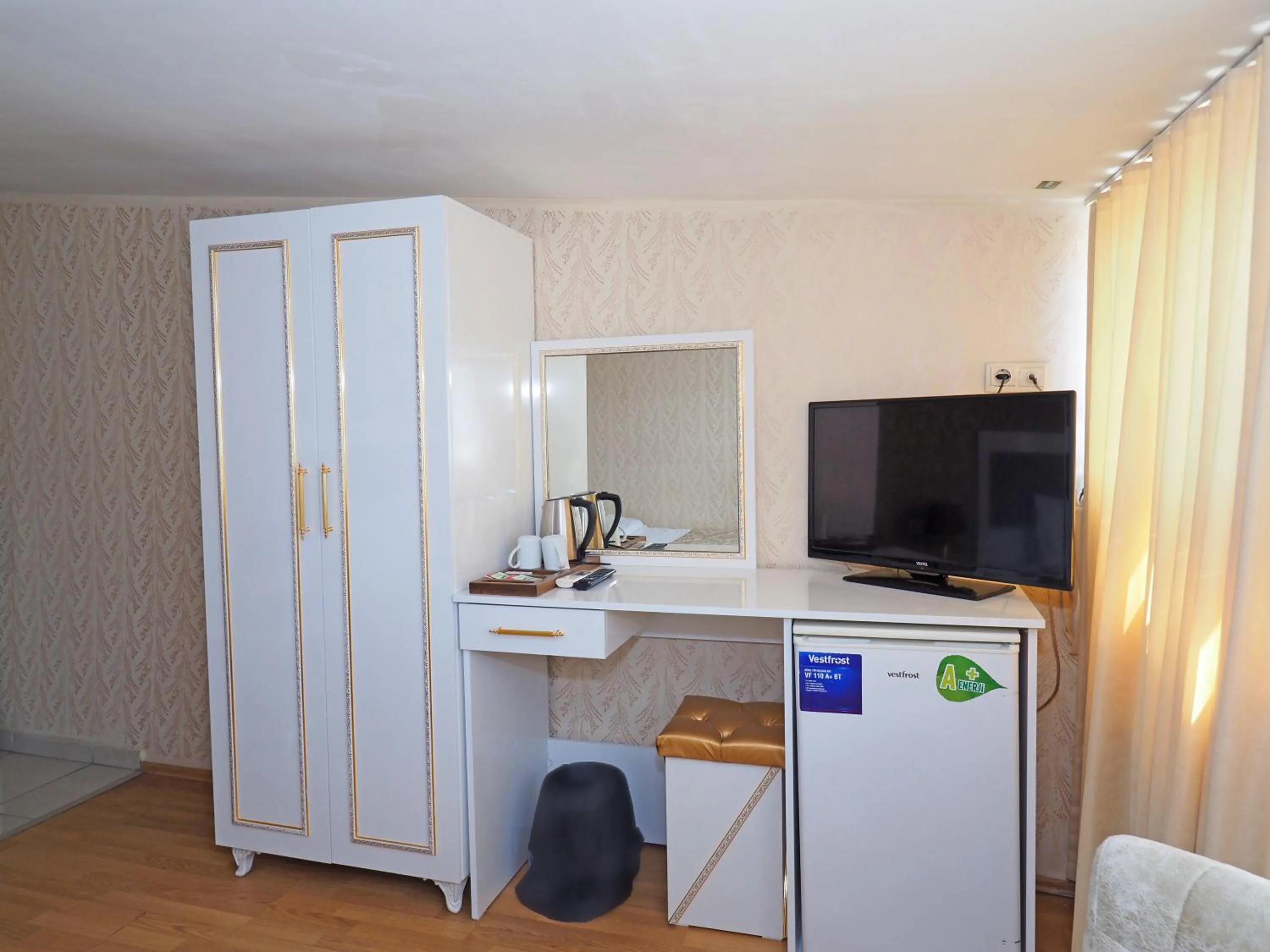 TV and multimedia in Nagehan Hotel Old City