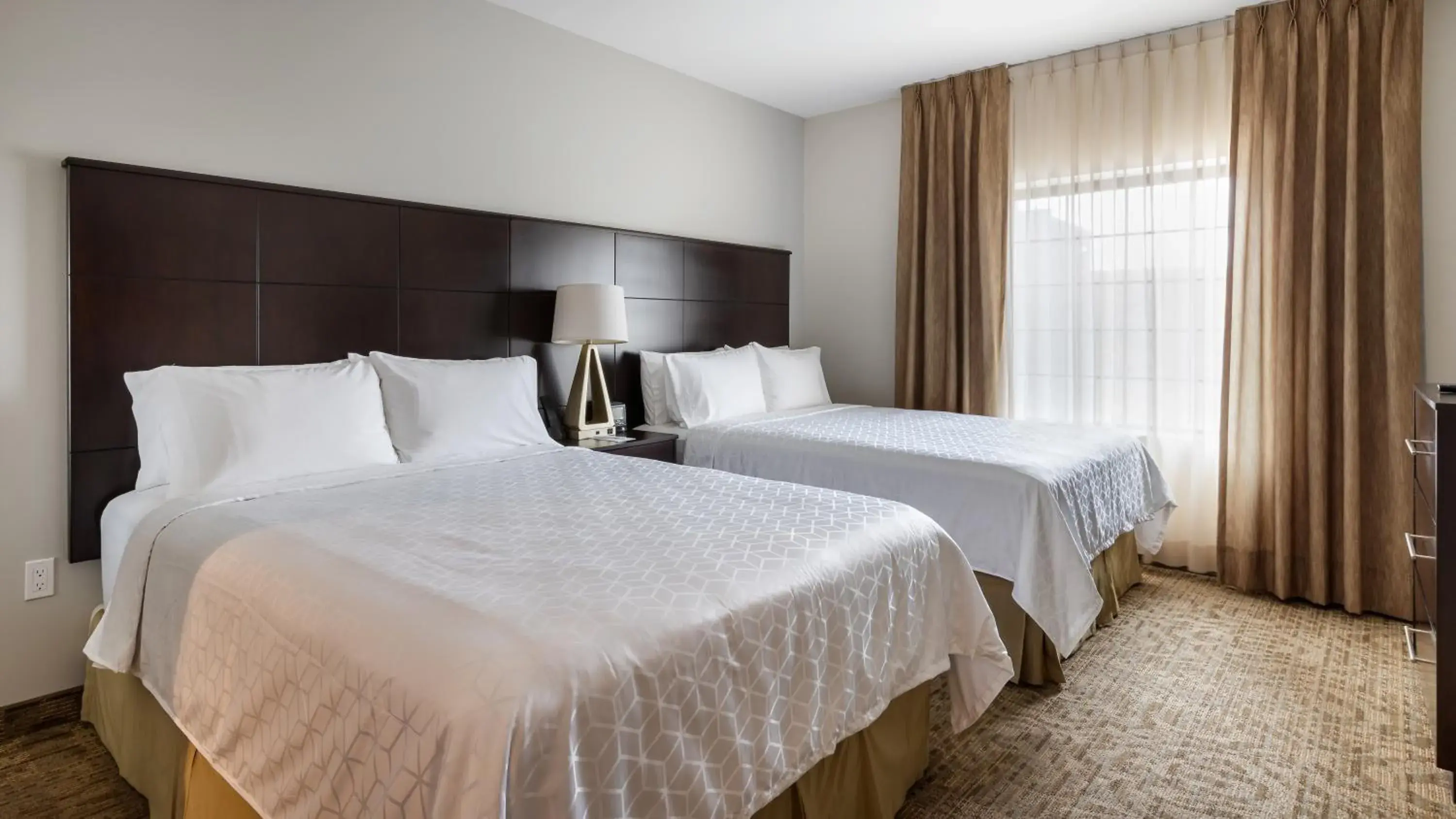 Two-Bedroom Suite with One Queen and Two Double Beds - Non-Smoking in Staybridge Suites Chihuahua by IHG Two-Bedroom Suite with One Queen and Two Double Beds - Non-Smoking in Staybridge Suites Chihuahua by IHG