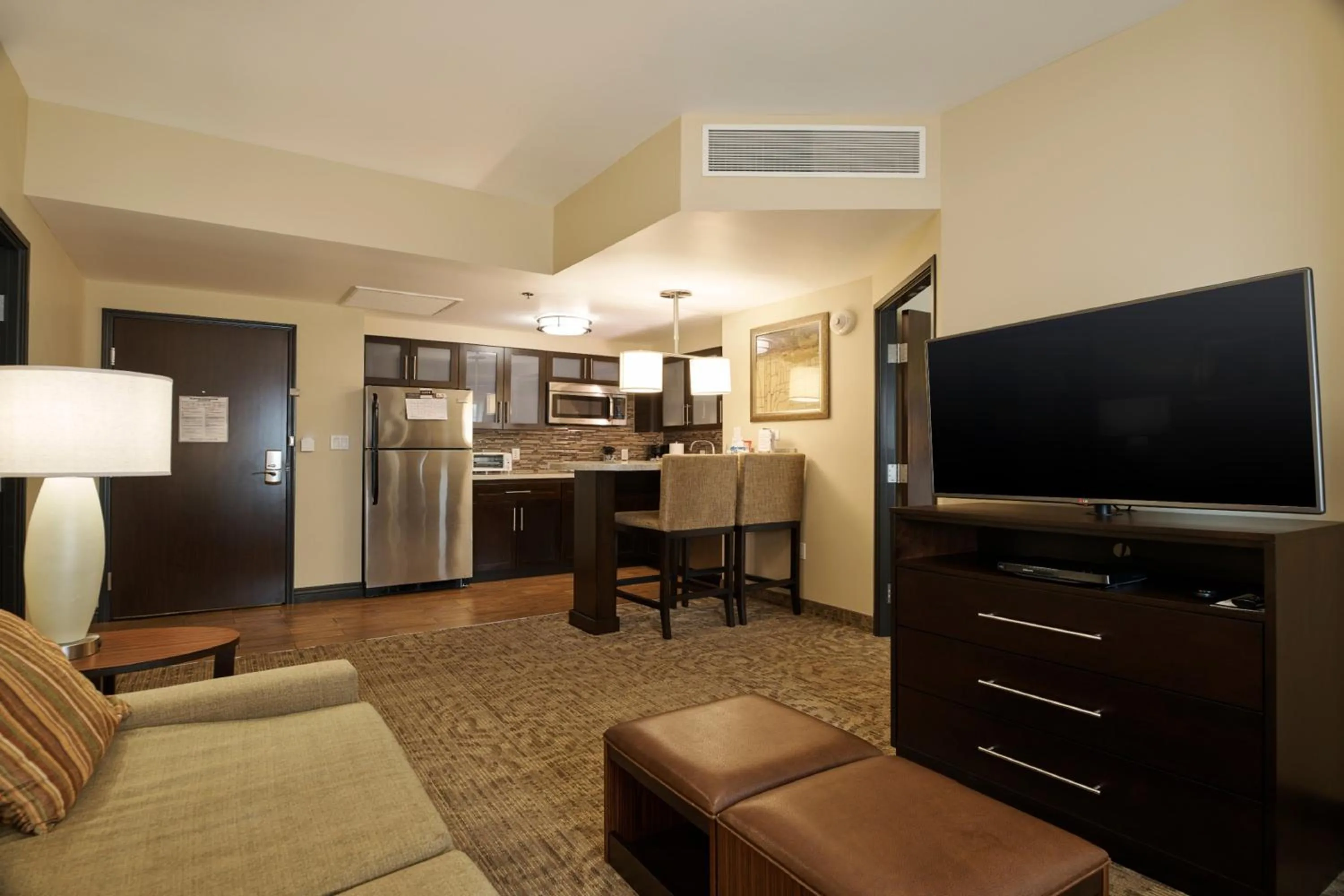Photo of the whole room in Staybridge Suites Chihuahua by IHG