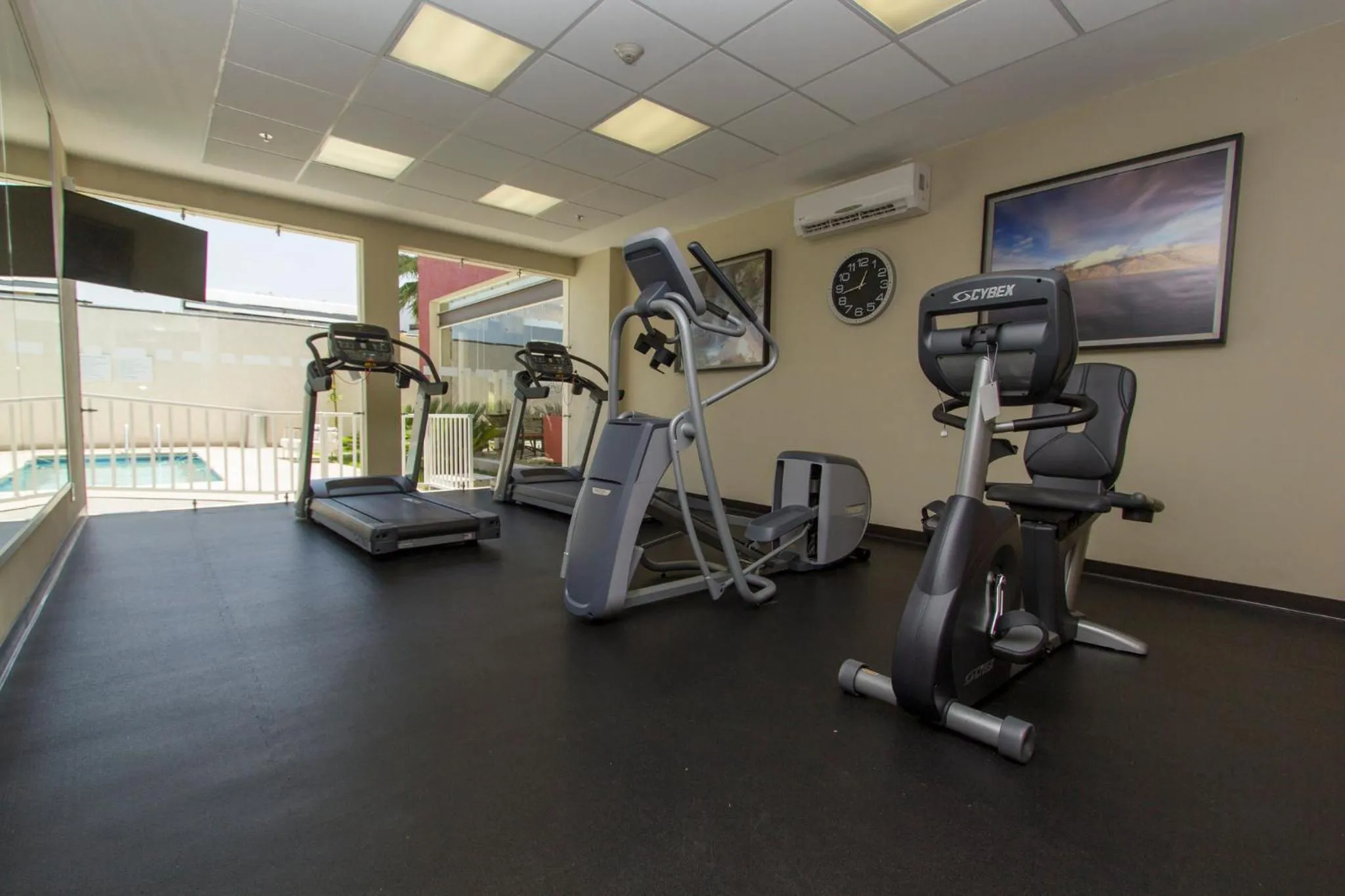 Spa and wellness centre/facilities in Holiday Inn Express Guadalajara Aeropuerto by IHG