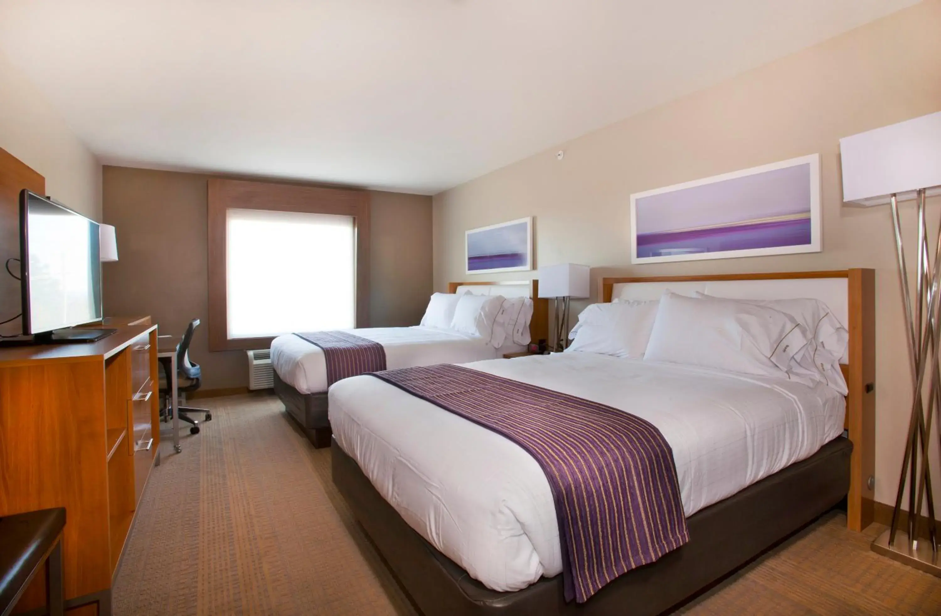 Standard Queen Room with Two Queen Beds - Communications Accessible in Holiday Inn Express Hotel & Suites Hot Springs by IHG Standard Queen Room with Two Queen Beds - Communications Accessible in Holiday Inn Express Hotel & Suites Hot Springs by IHG