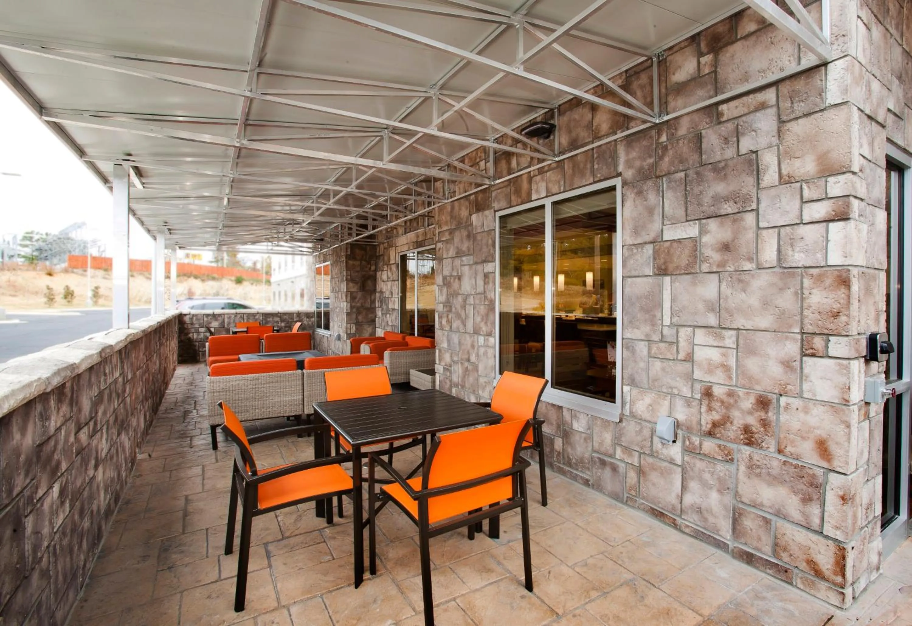 Property building in Holiday Inn Express Hotel & Suites Hot Springs by IHG