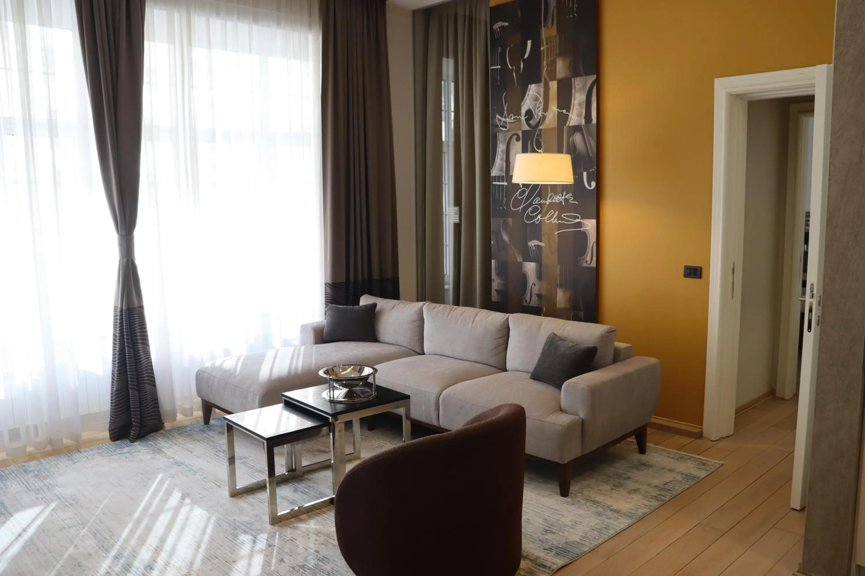 Living room in Zepter Hotel Belgrade, member of Zepter Hotels